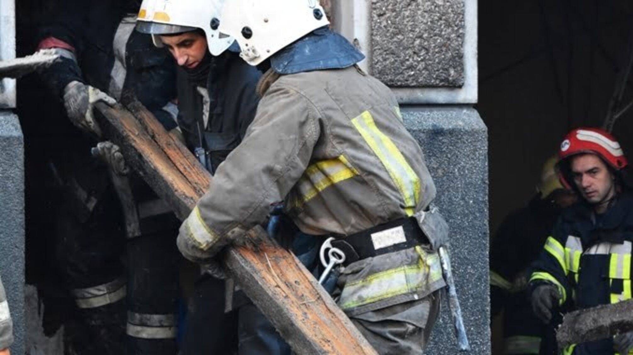 Стало відомо якого пожежного приладдя не було в одеському коледжі для гасіння полум'я