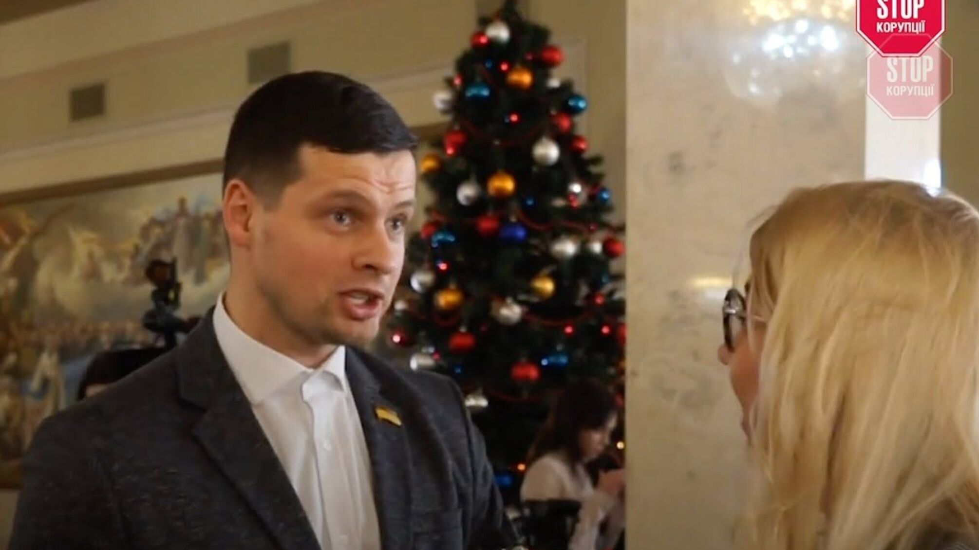 «Подивіться мою декларацію, нема за що летіти на Мальдіви», – нардеп Костюх