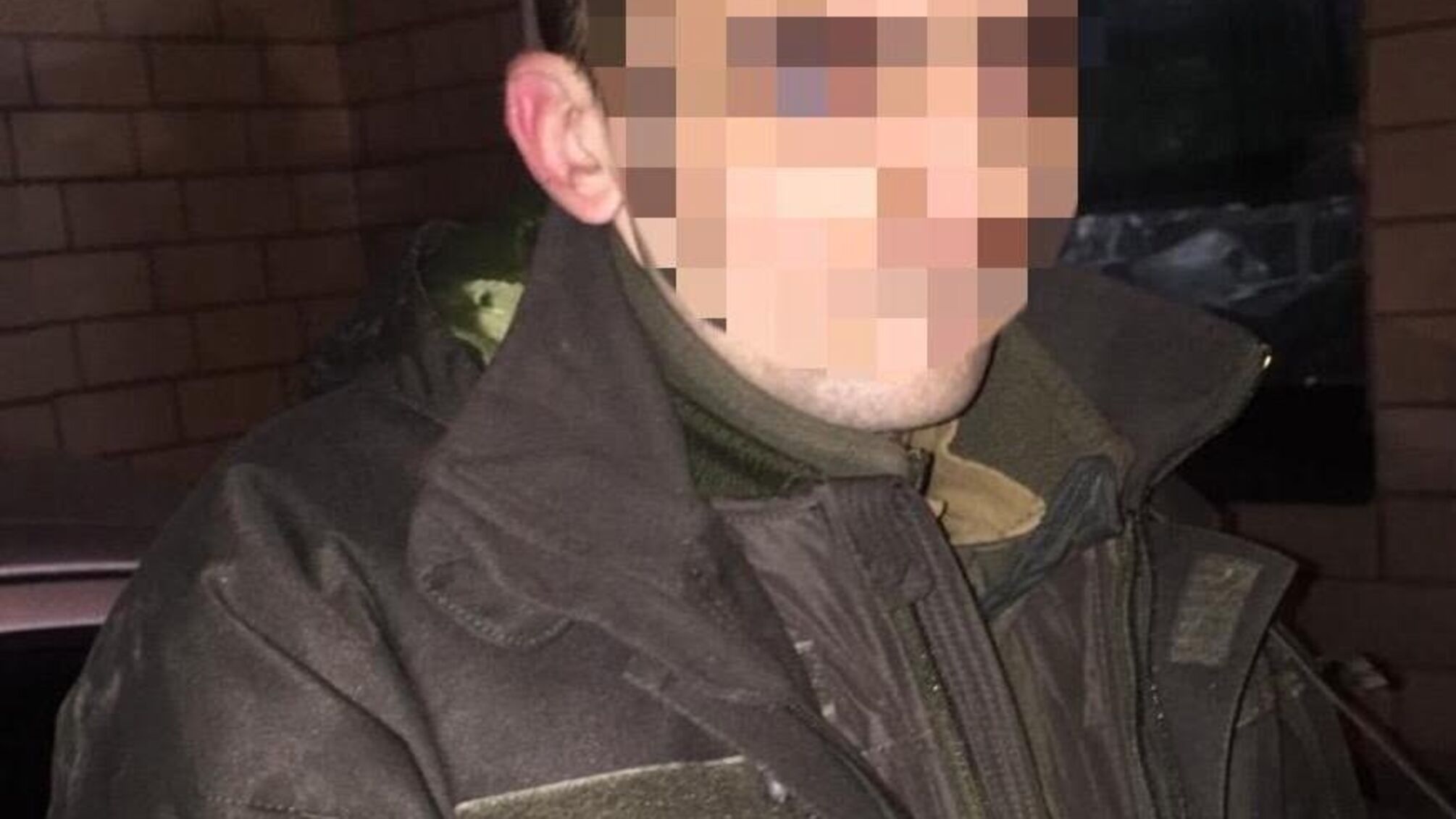 На Київщині затримали патрульного поліцейського, який “підробляв” продажом наркотиків (фото)