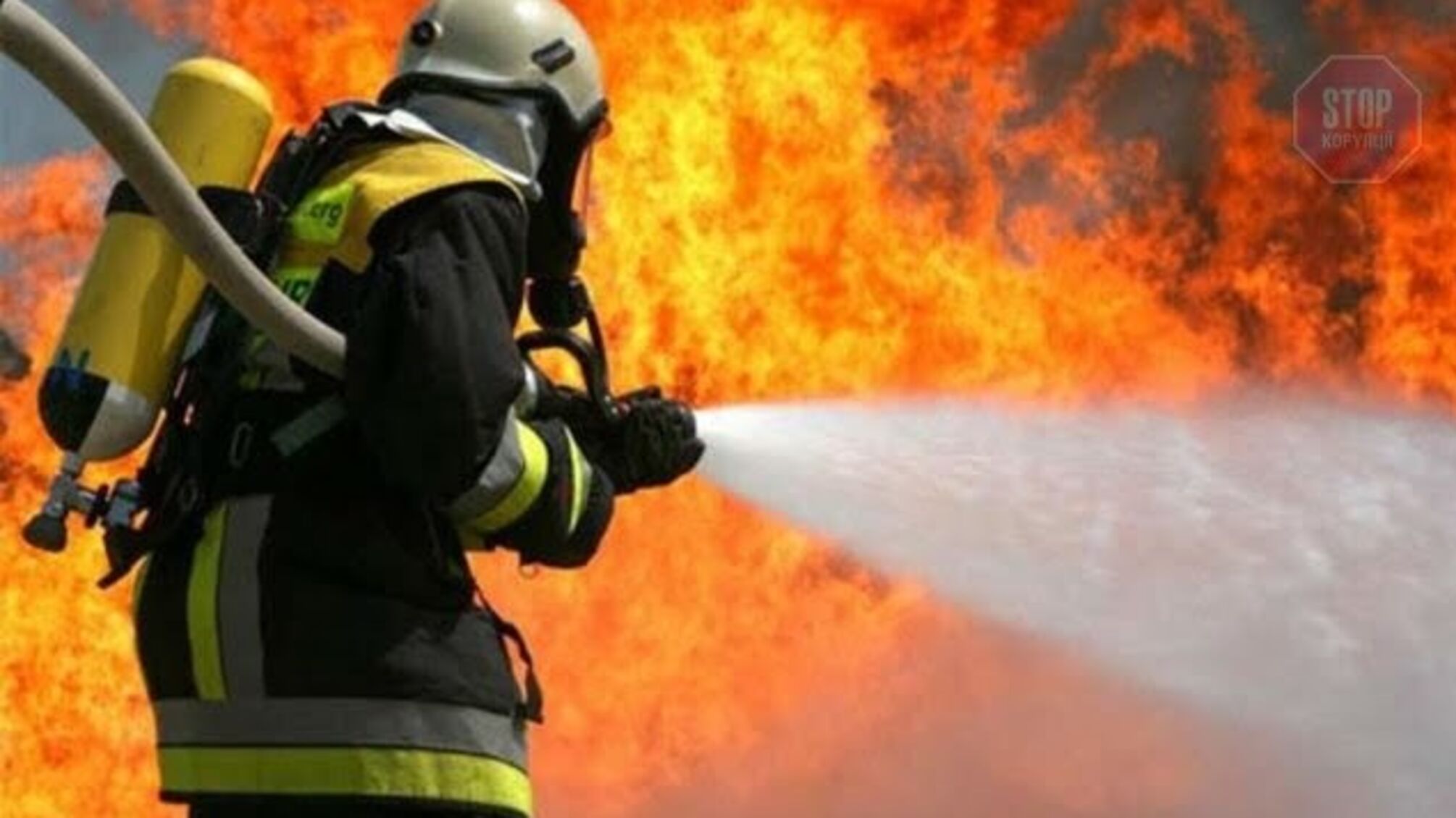 У Києві охоронець загасив пожежу в дитячому садочку ціною власного життя