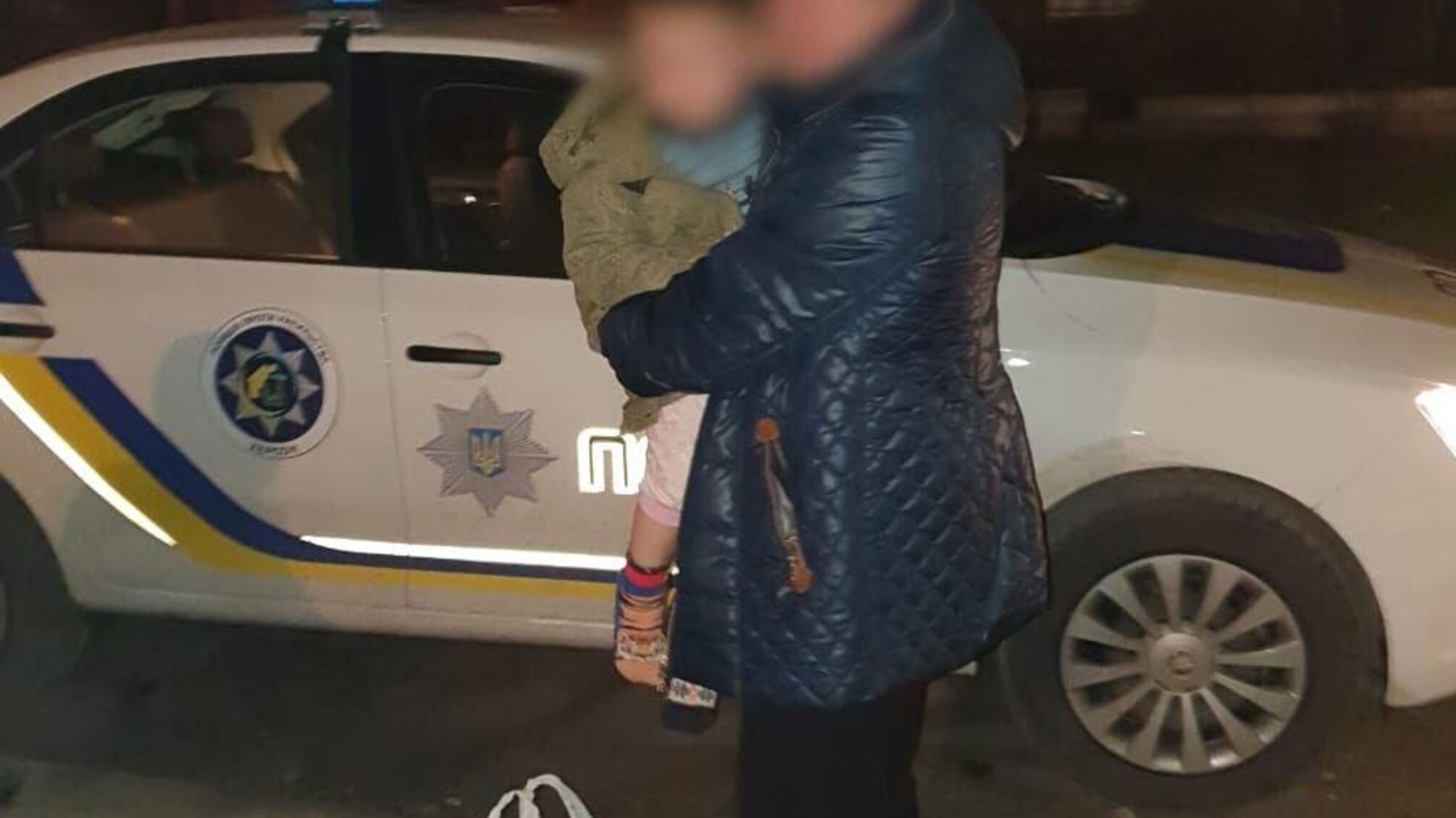 У Херсоні жінка під наркотиками лякала трирічного сина (фото)