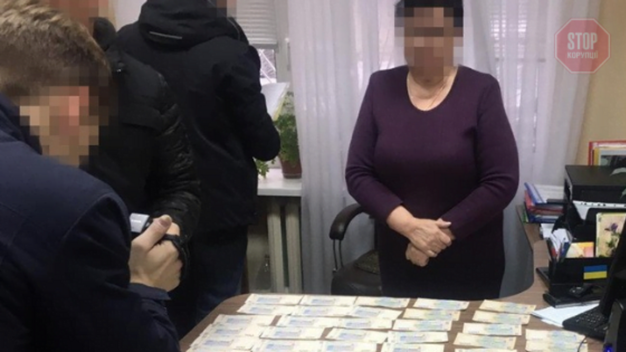 Двох керівників Національної академії аграрних наук викрили на доларовому хабарі: подробиці (фото)