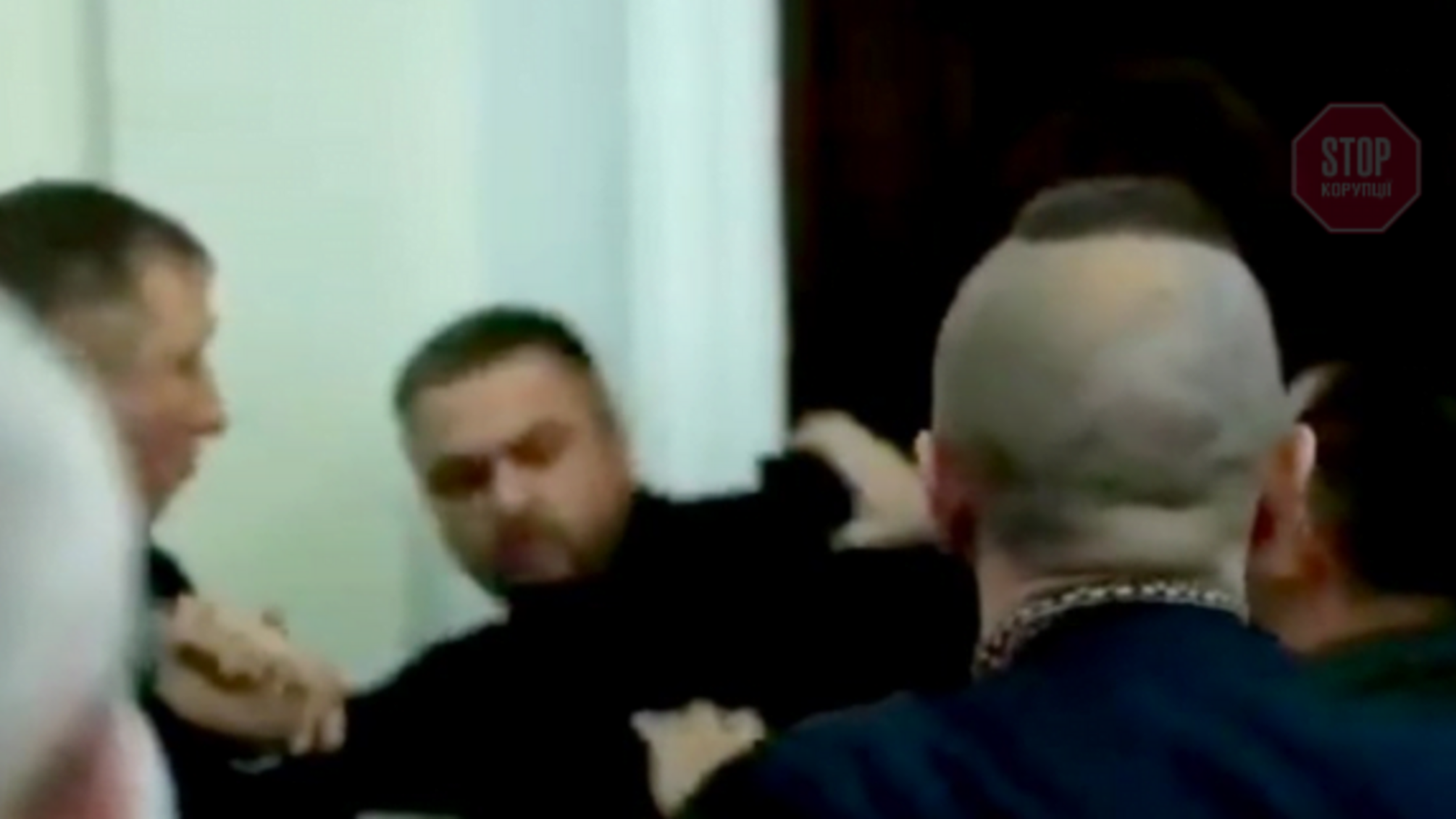 На засіданні комітету Ради сталася масова бійка (відео)