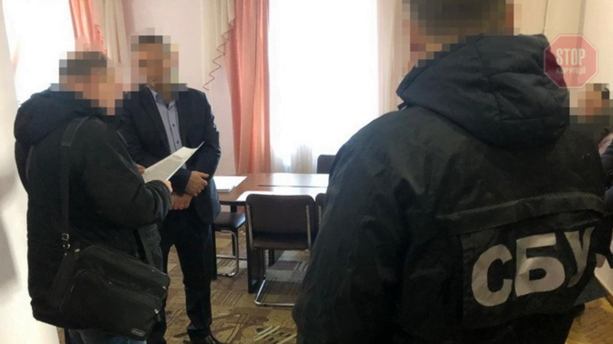 На Львівщині посадовці заробляли мільйони гривень на махінаціях із зарплатами гірників (фото)