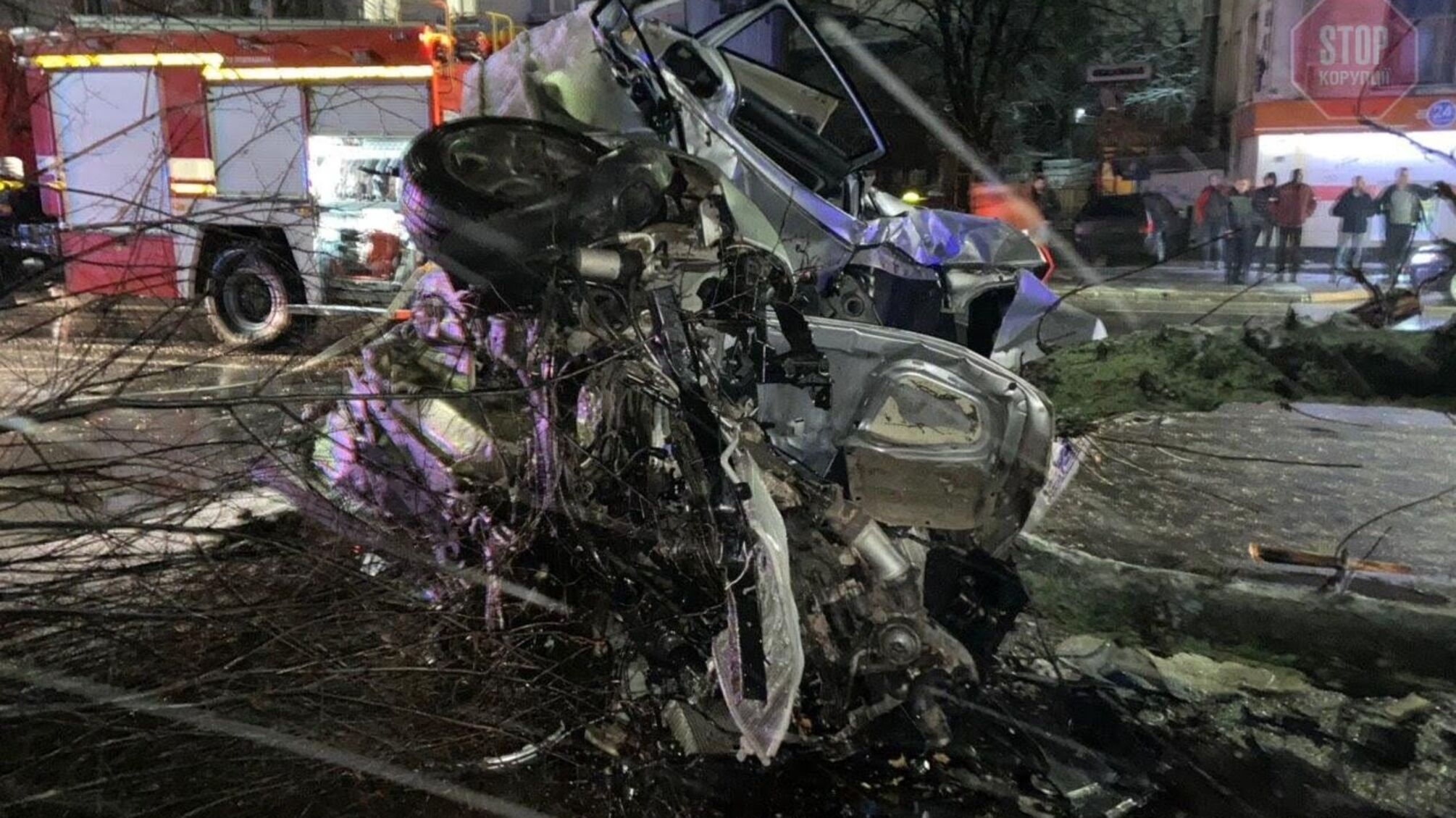 У Житомирі сталася жахлива ДТП: є загиблі (фото 18+)