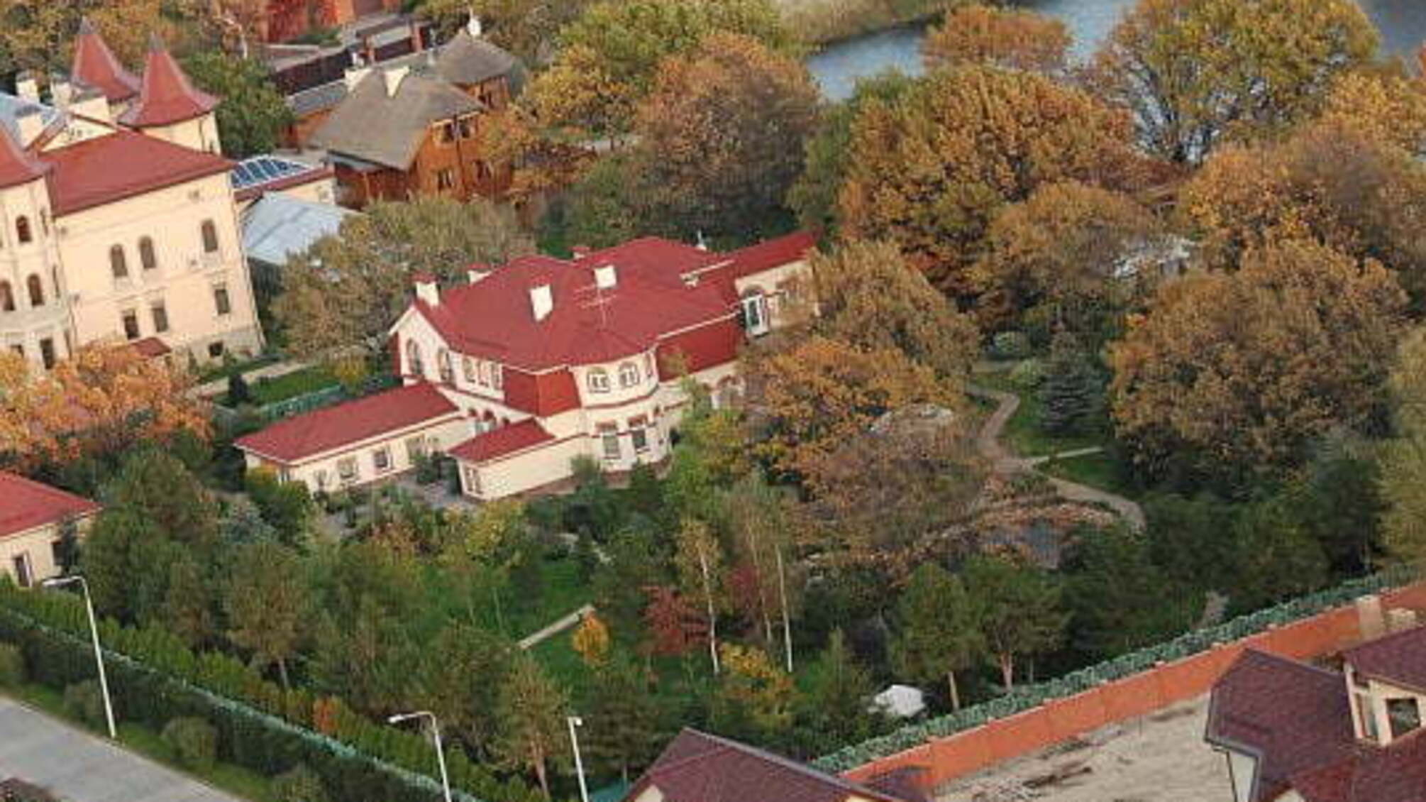 Нерухомість Тимошенко: ЗМІ розповіли про елітні маєтки лідерки 'Батьківщини', які вона 'рятувала від Януковича'