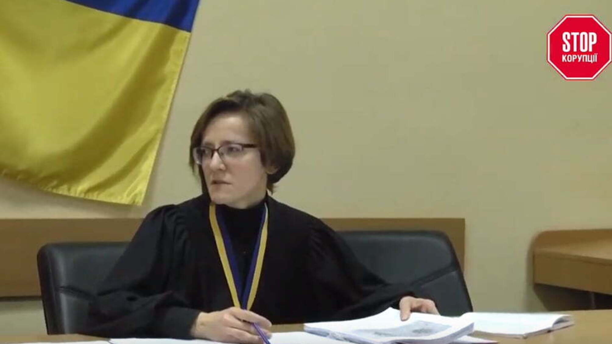 Суддя, яка відпустила нападників на «СтопКор», не відповідає займаній посаді – Рада суддів України