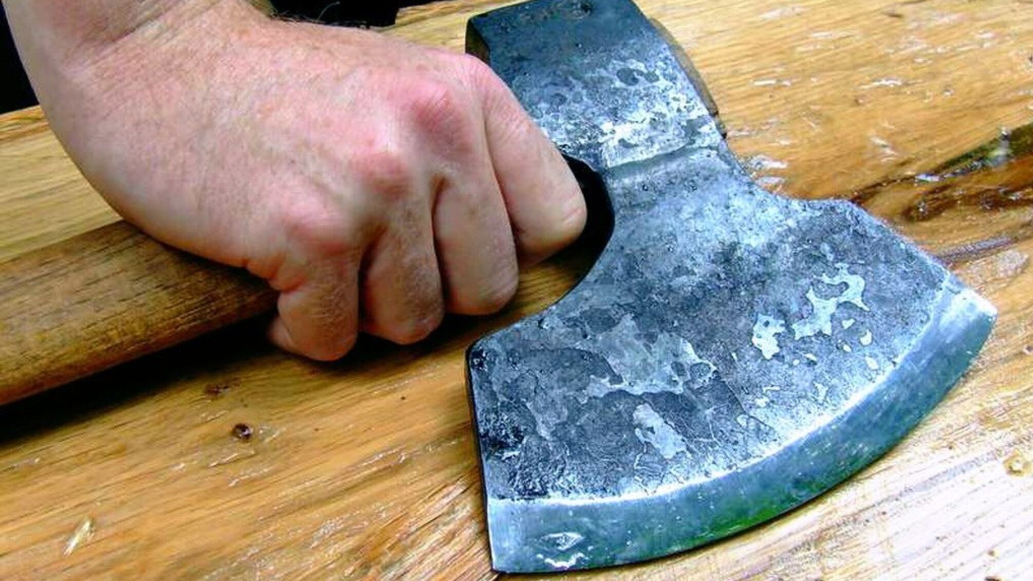На Запоріжжі невідомі зловмисники зарубали чоловіка