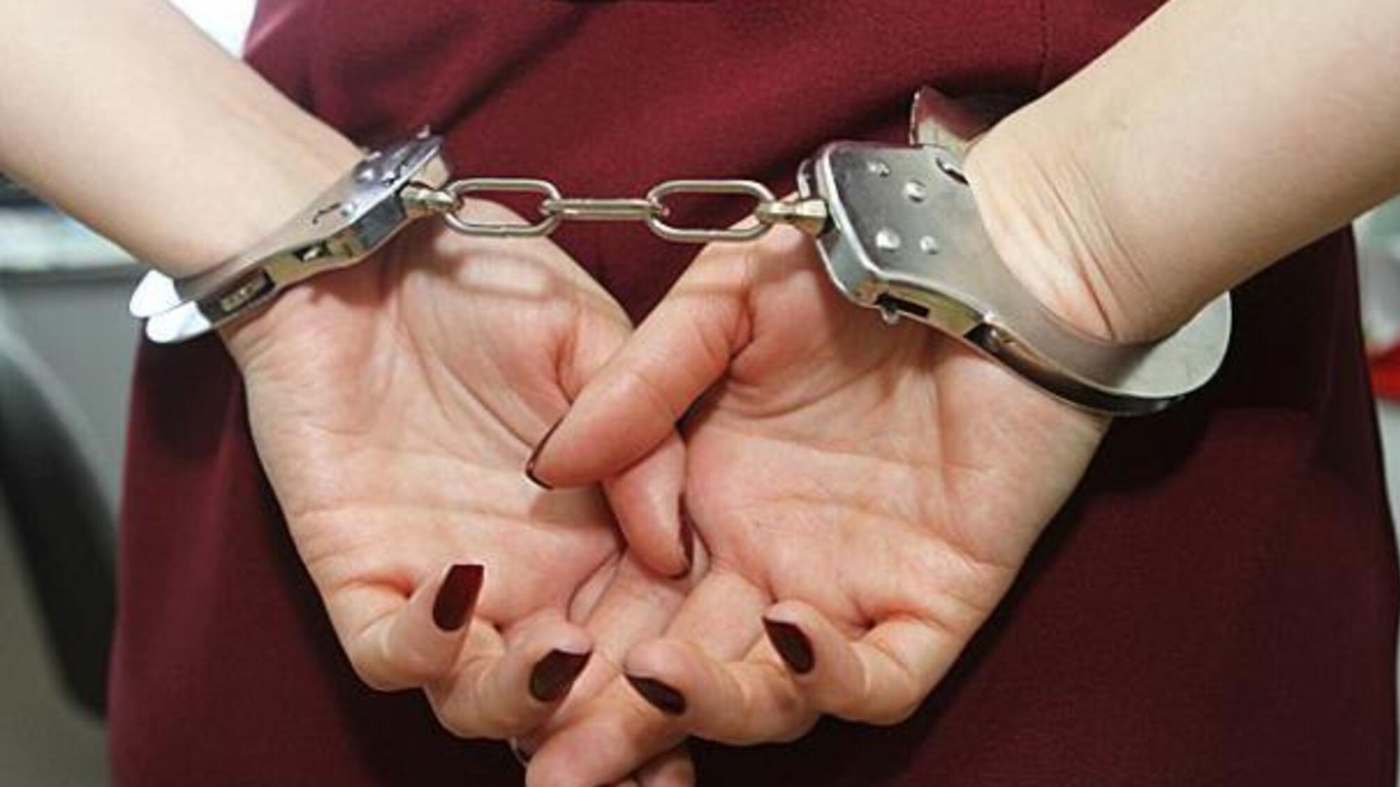 Постукала у двері – на Одещині “знахарка” надурила чоловіка на 30 тисяч гривень (ФОТО)