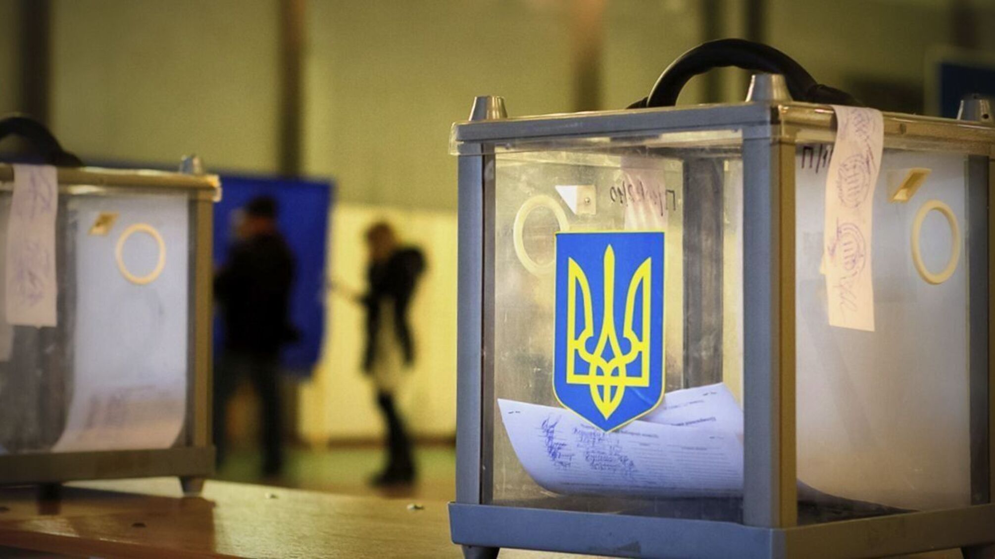 'Плювати вони хотіли на гречку і тисячу гривень', – експерти про байдужість українців до майбутніх виборів