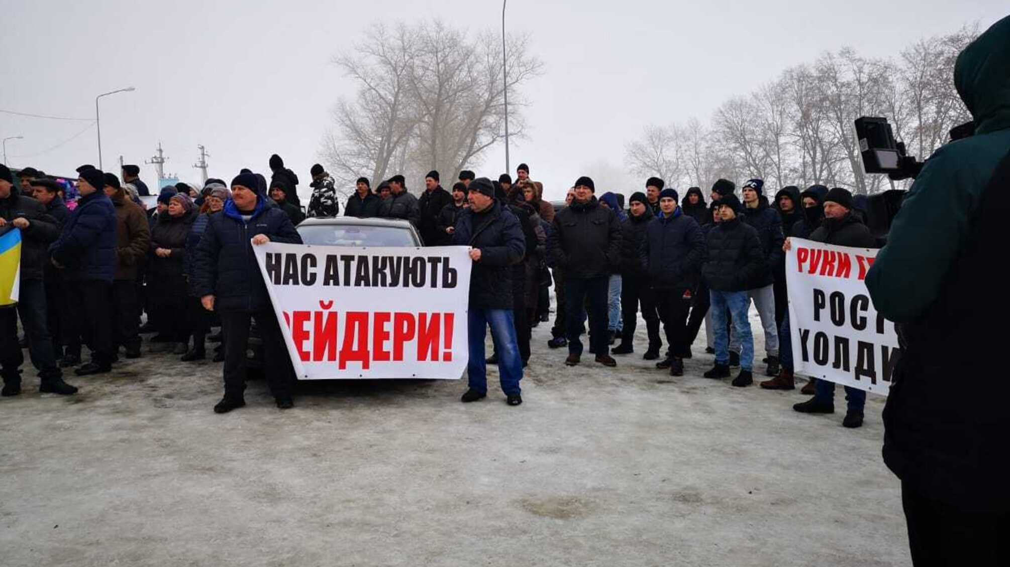 В Ічні знову неспокійно: директор місцевого підприємства – в реанімації, у журналістки «СтопКору» опіки обличчя