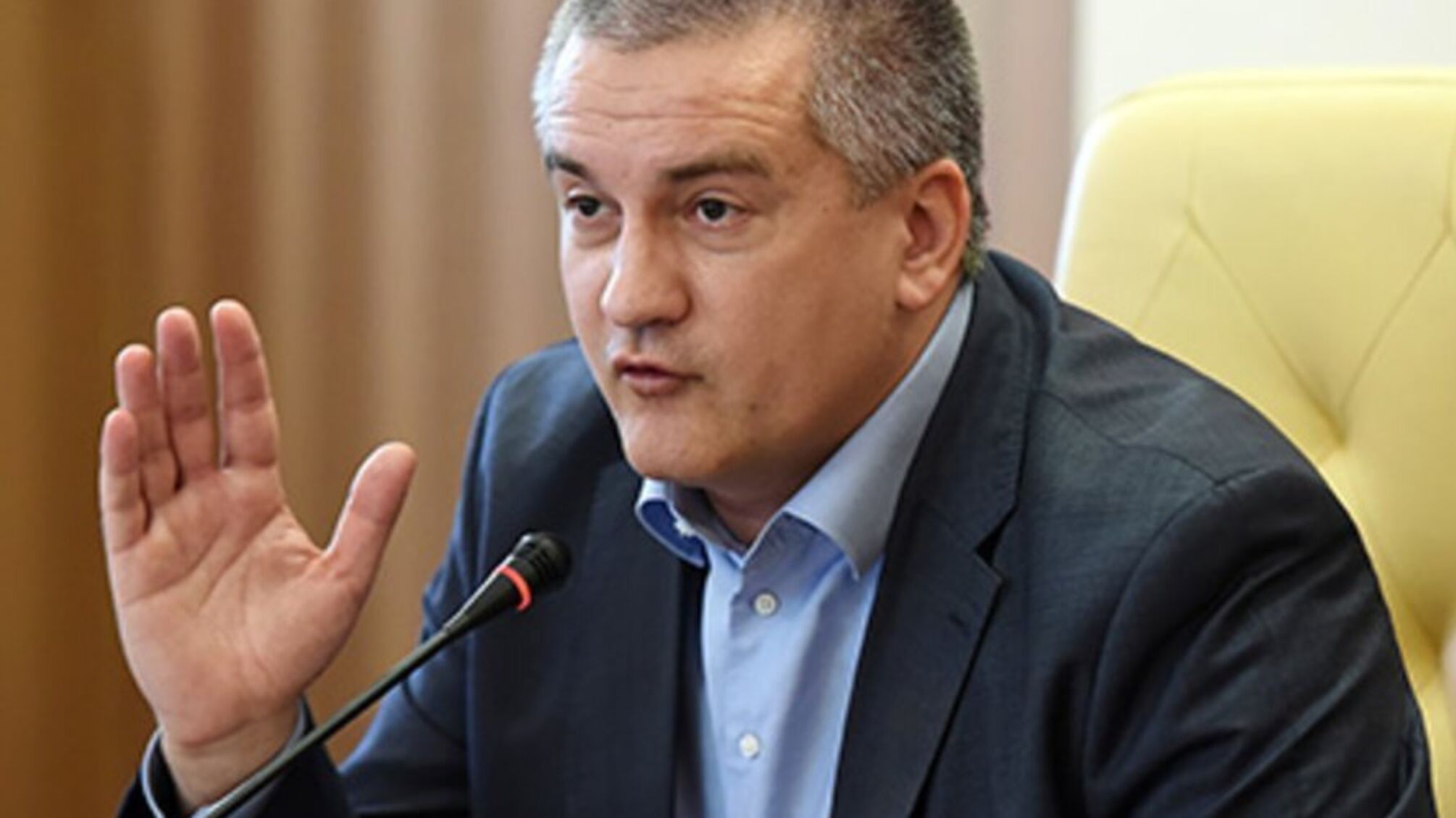 'Ничего, кроме тюрьмы, здесь им не светит' - так званий очільник Криму про арешти кримських татар
