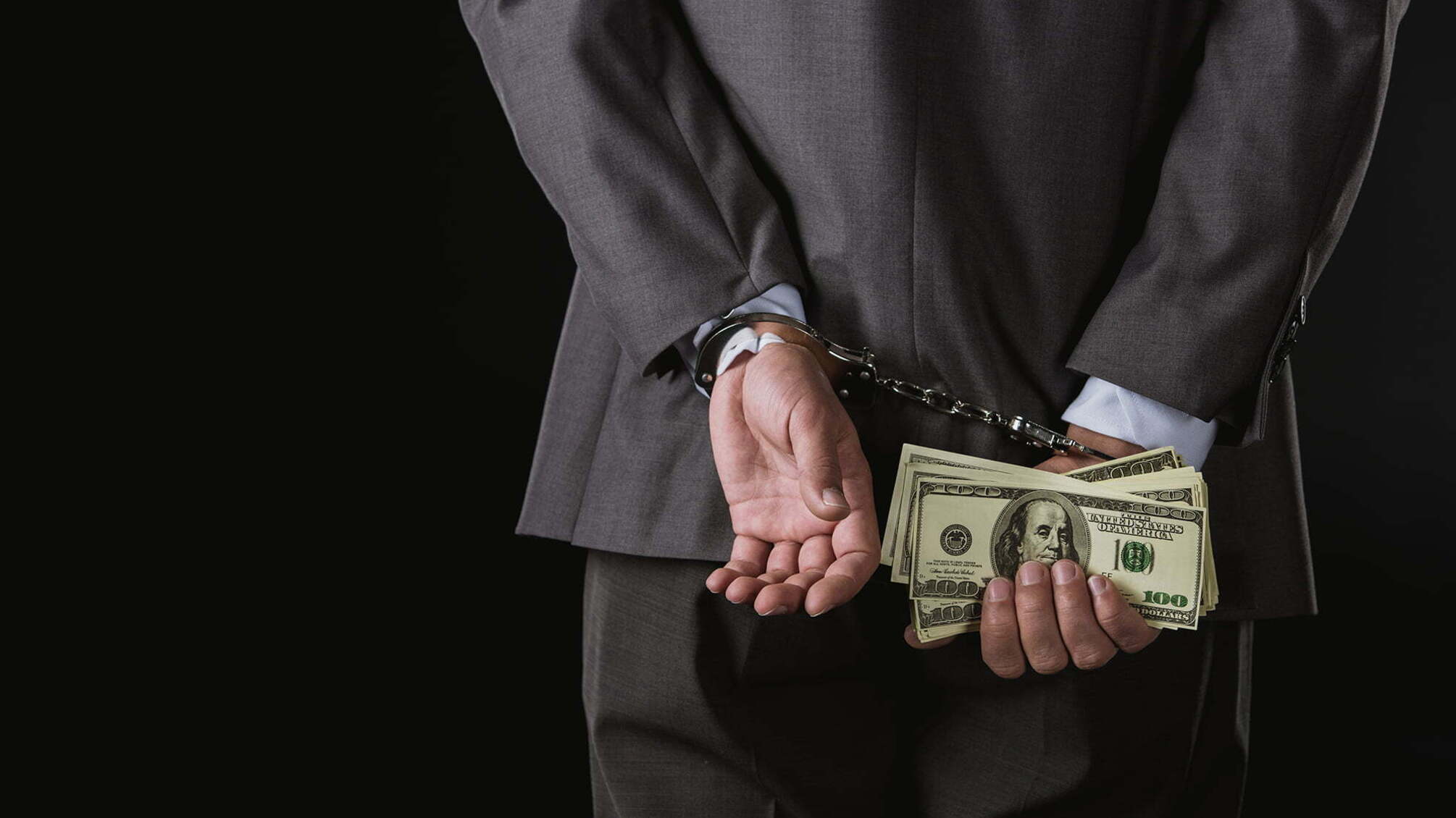 «Гнав» контрабанду до країни-агресора – отримай 10 років з конфіскацією