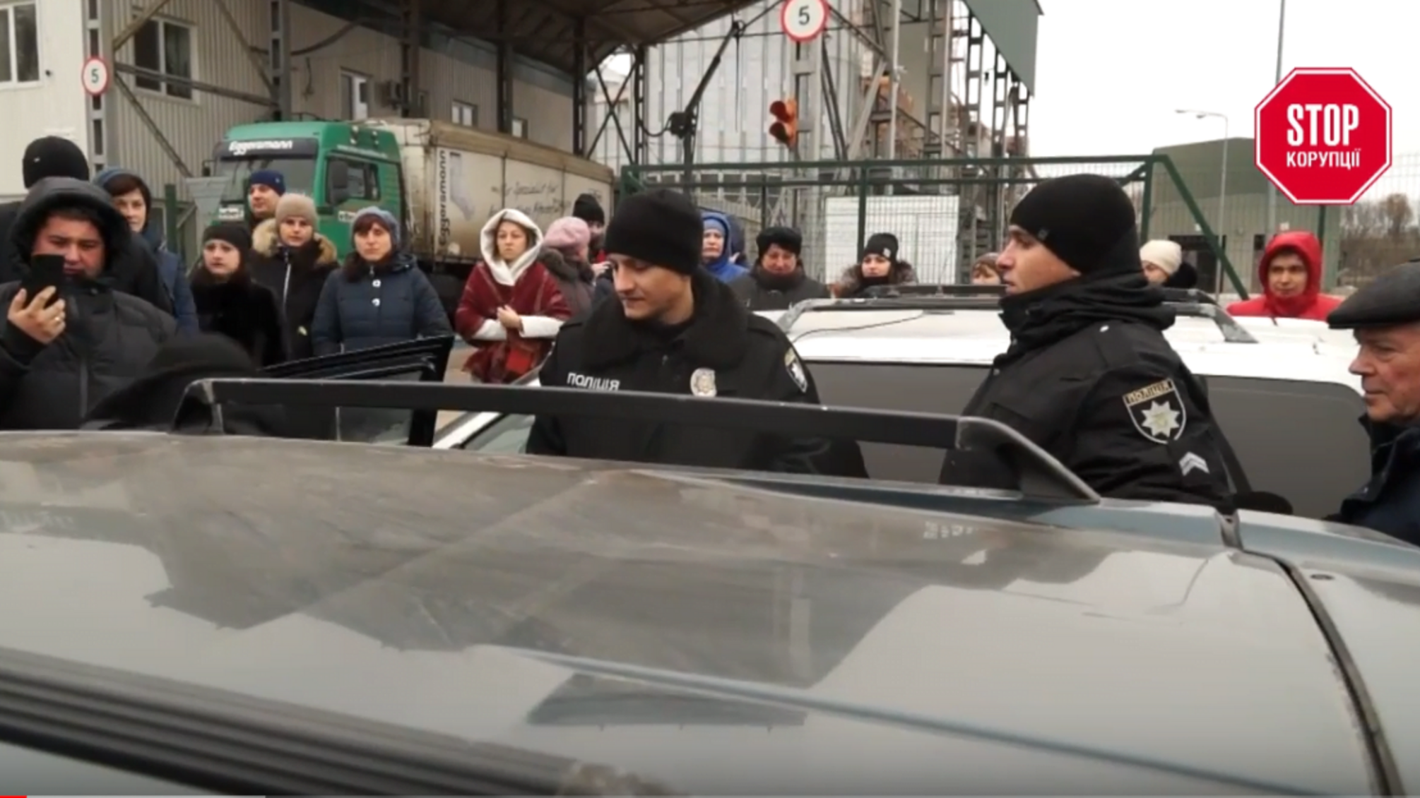 Підприємницькій діяльності групи компаній 'Росток-Холдинг' вкотре перешкоджають – тепер ДСО у супроводі правоохоронців Глухова
