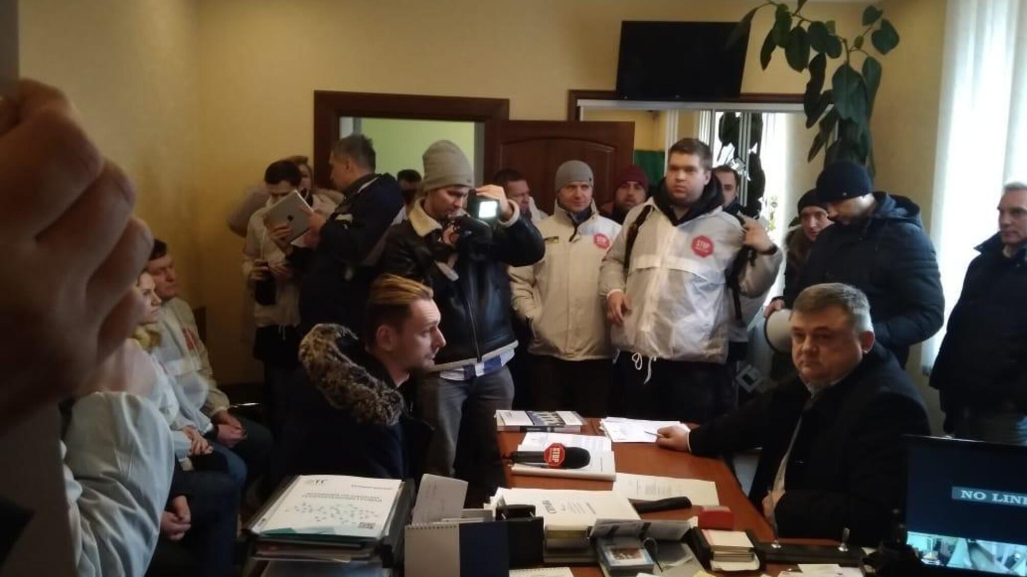 Феодали місцевого розливу: на Житомирщині стартував антикорупційний рейд