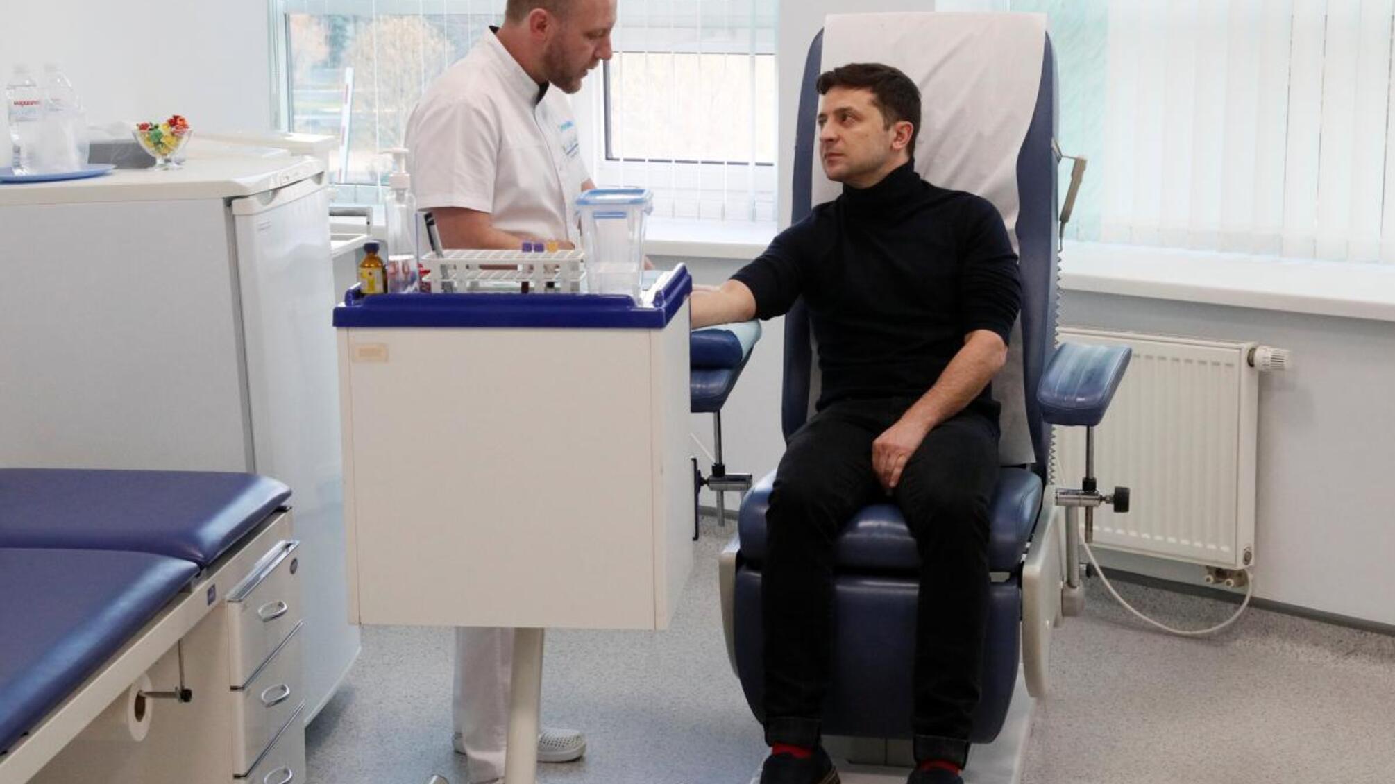 Якась плутанина: у клініці Eurolab пояснили заміну довідки з аналізами Зеленського