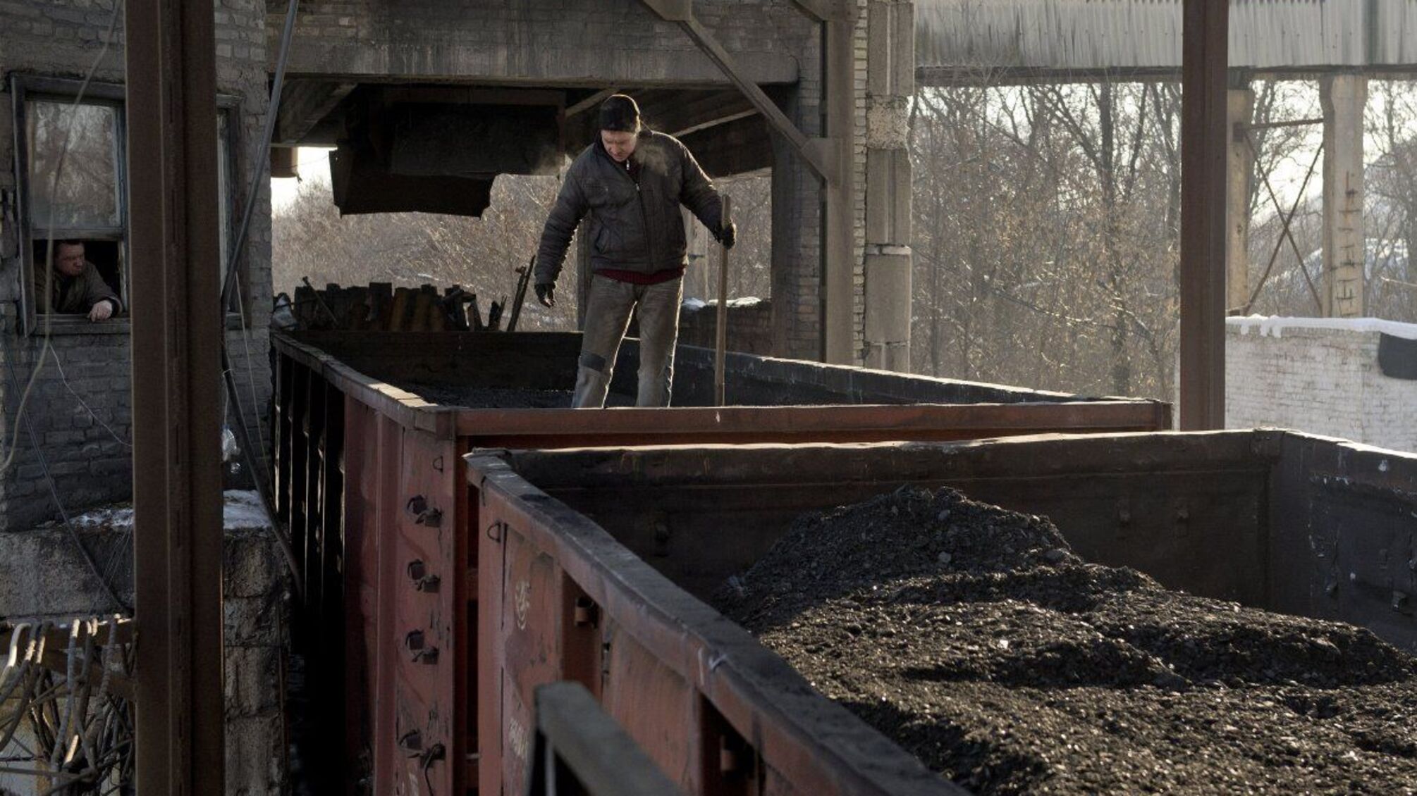 Вугілля Донбасу крадуть під прикриттям уряду Росії