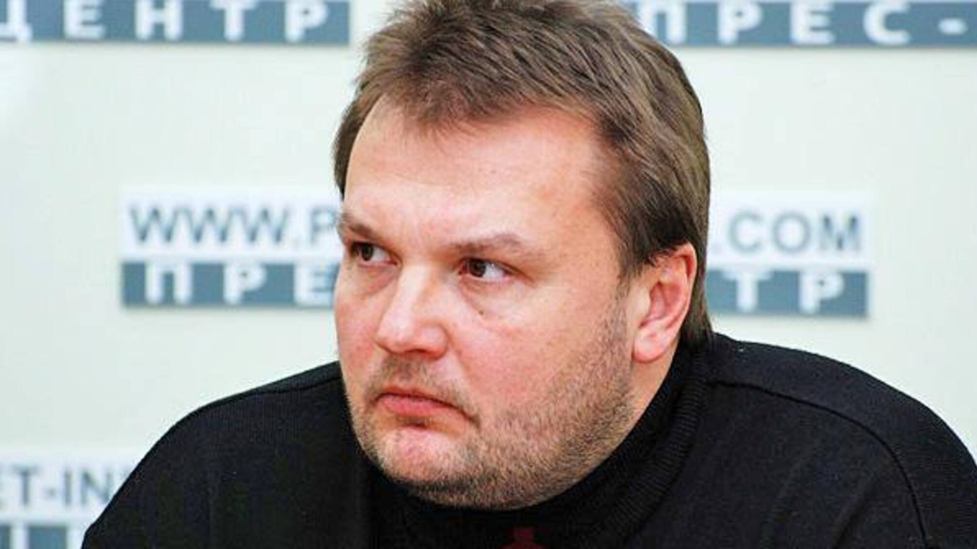 Взяв ручку і написав заяву: представник уряду в Парламенті Денисенко написав завяу на звільнення