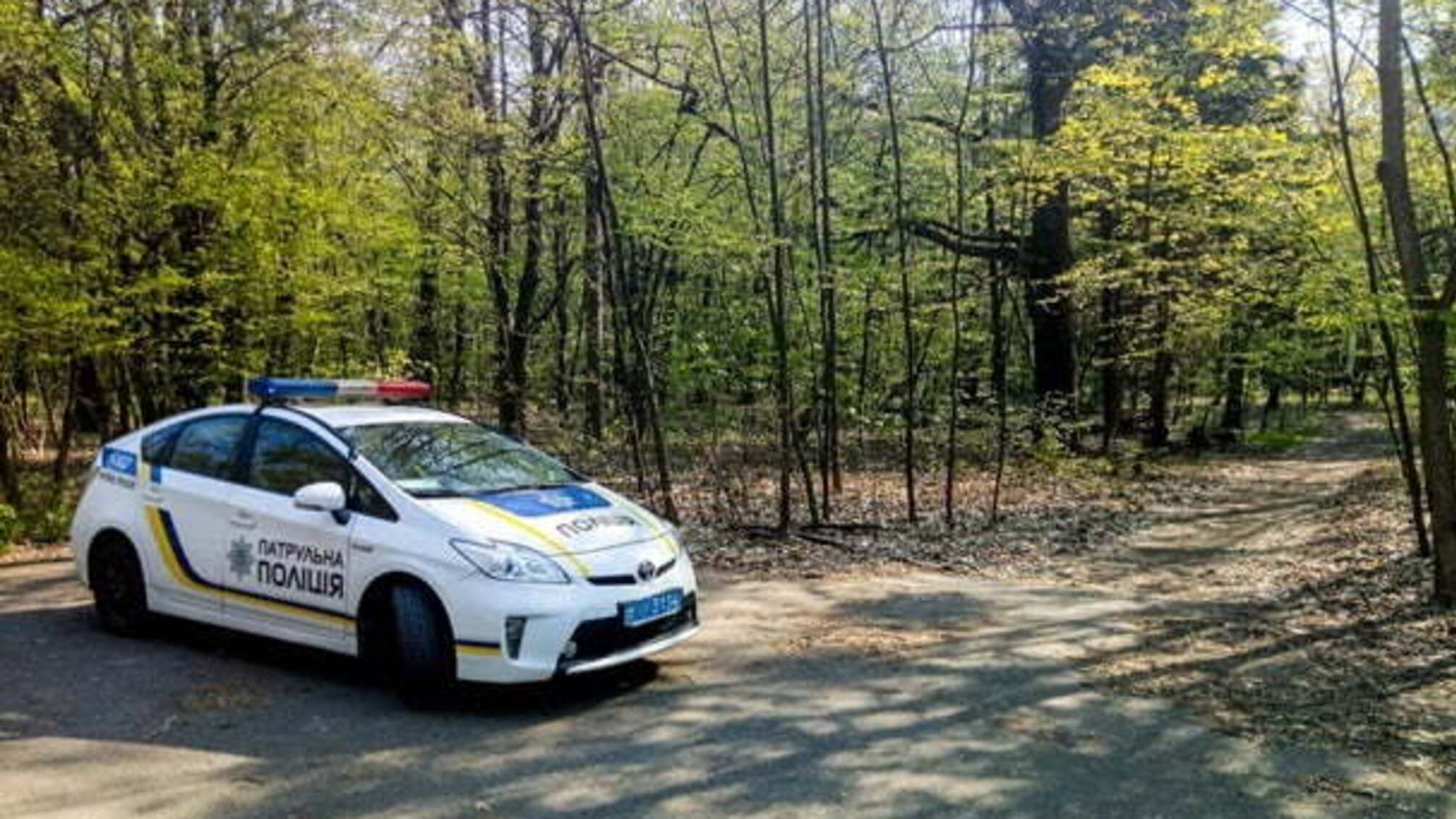 На одеському спортмайданчику знайшли повішеного хлопця