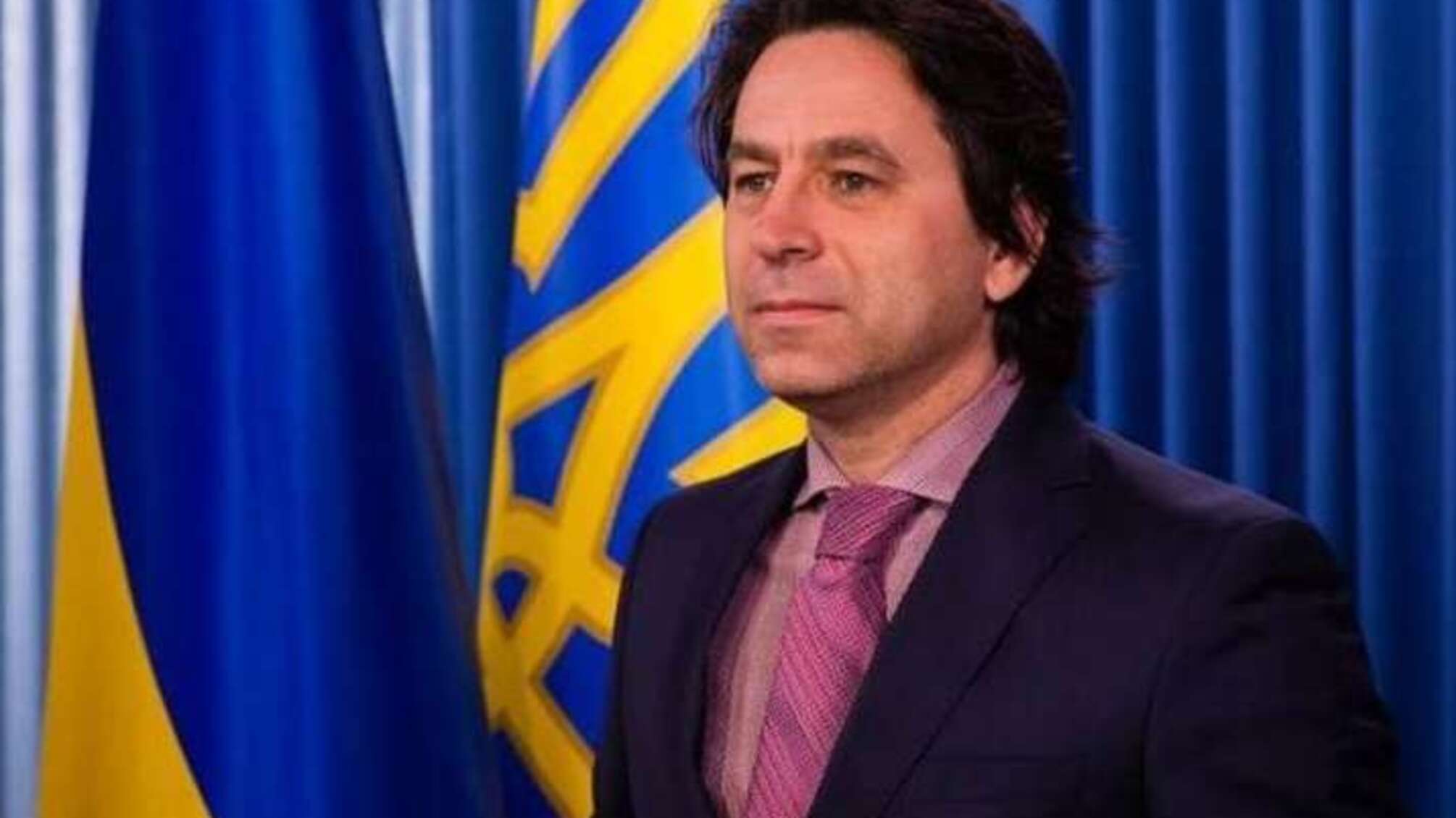 Президент України звільнив свого радника Медведєва