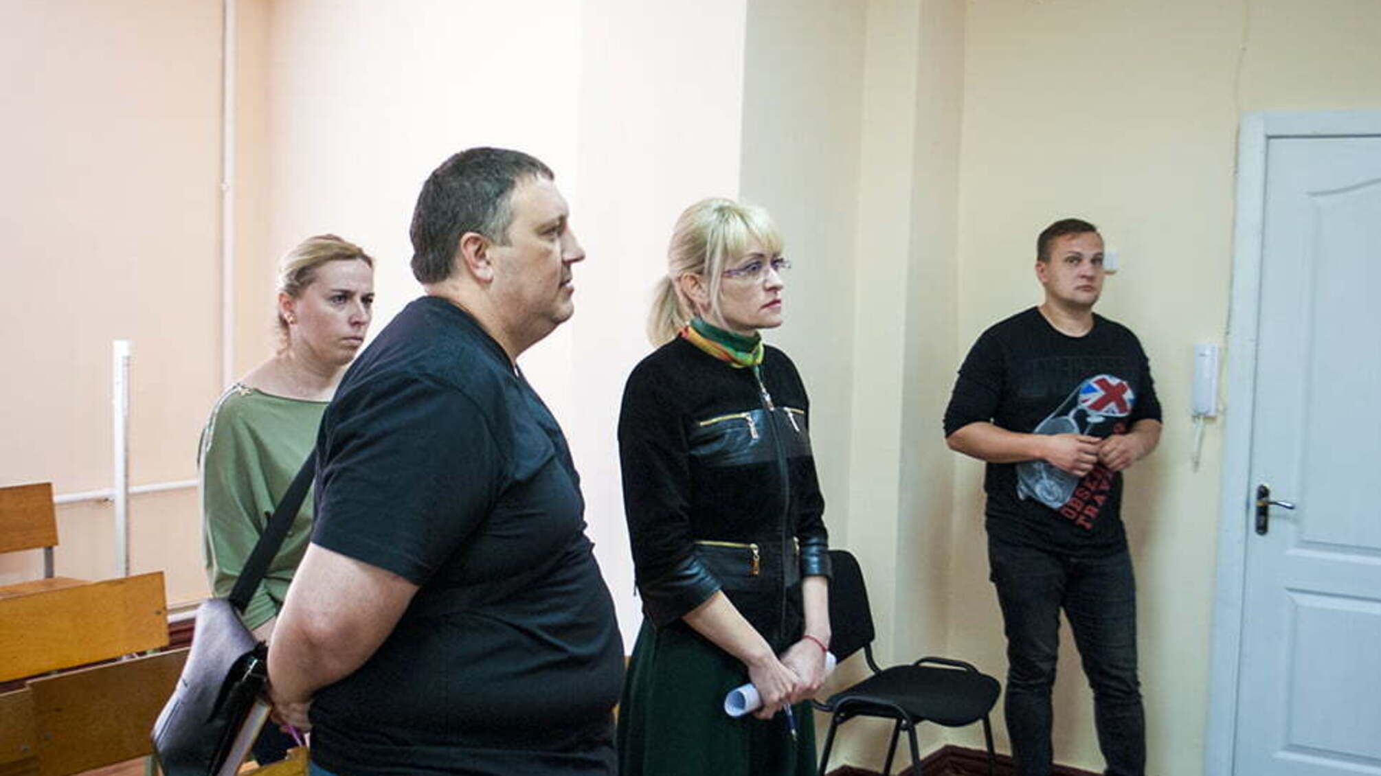 На Дніпропетровщині держслужбовці, яких звинувачують у хабарництві, намагаються позбавитись місцевих суддів (ВІДЕО)