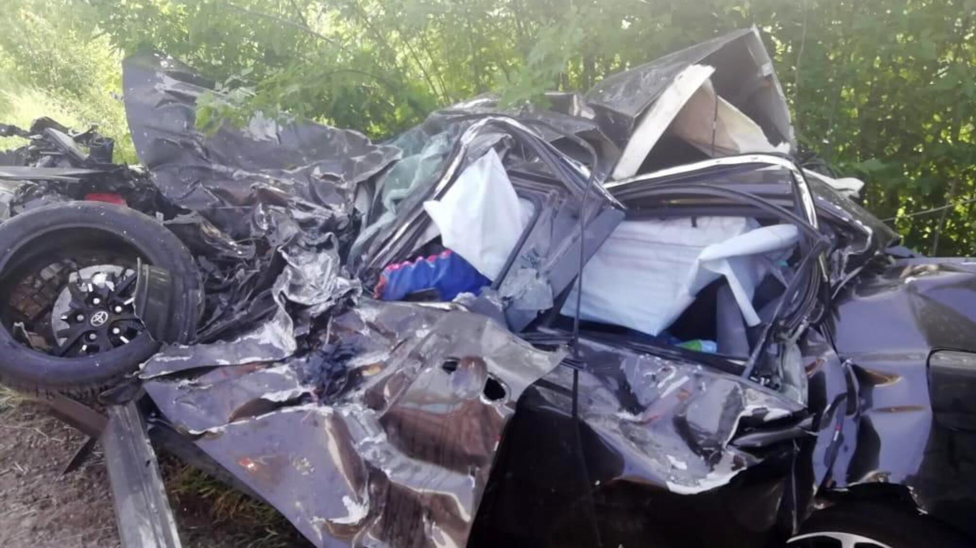 У Запорізькій області в страшній ДТП загинули двоє людей (ФОТО)