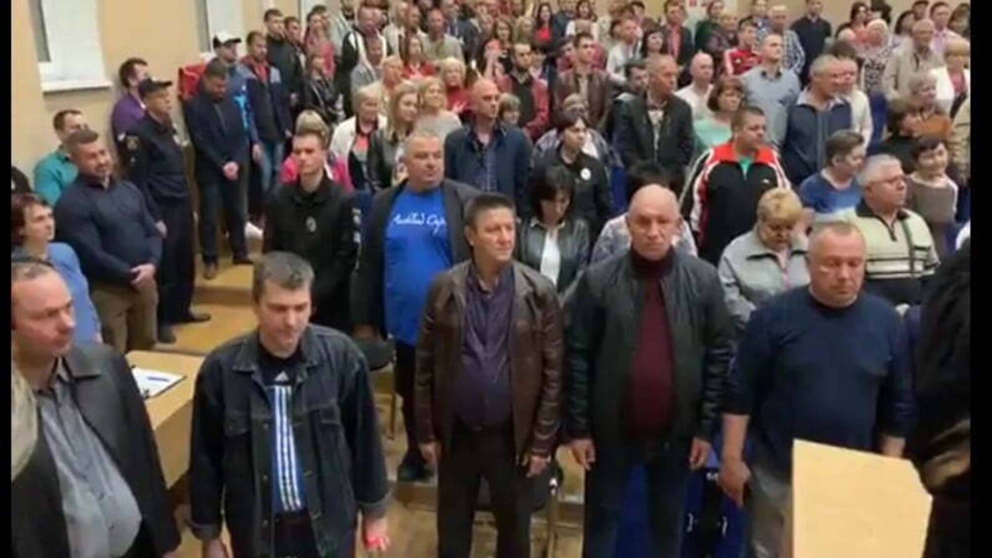 У Запорізькій області жителі блокували мерію проти підвищення тарифів