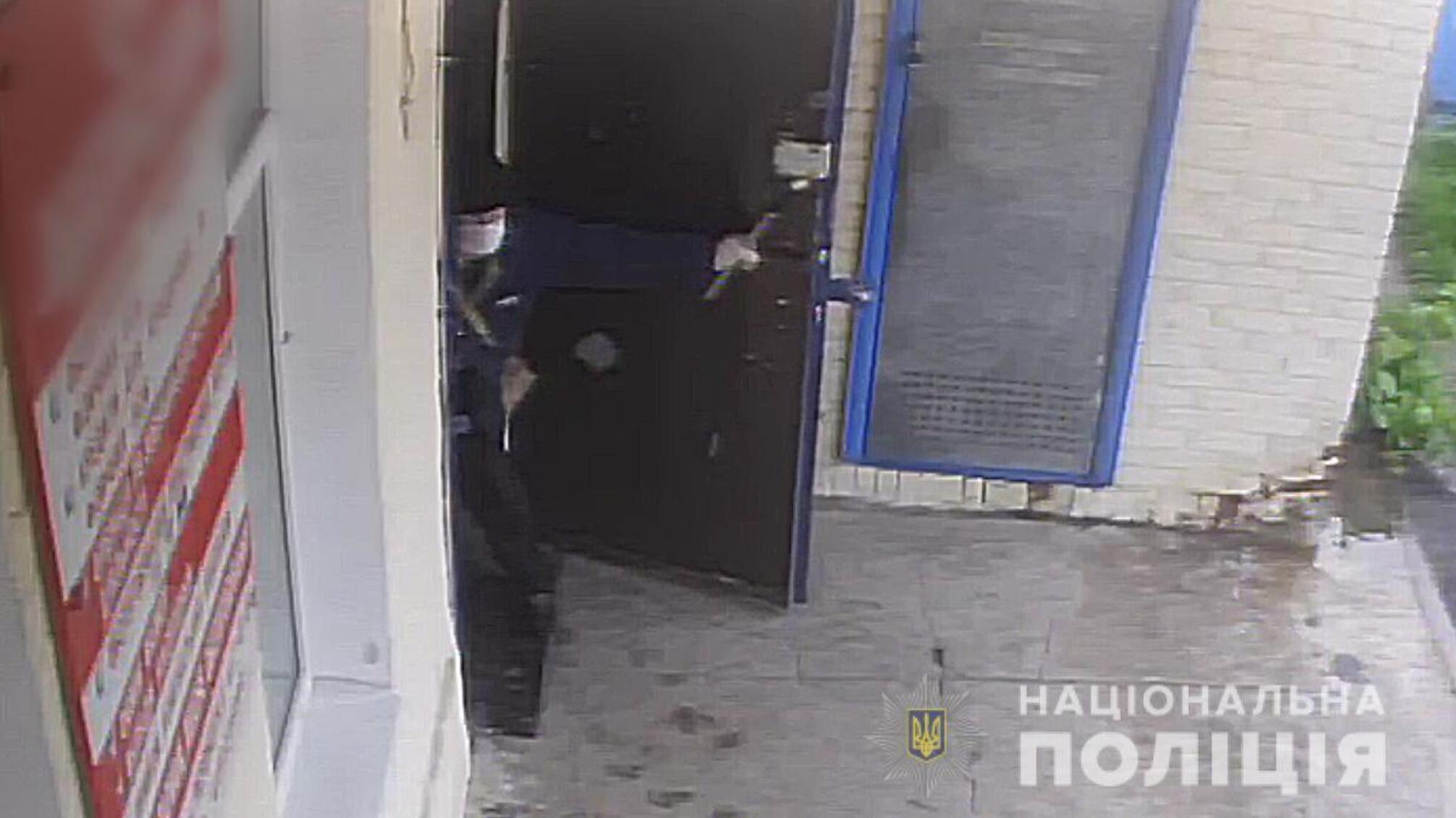 На Полтавщині замах на вбивство та пограбування банку виявився інсценуванням