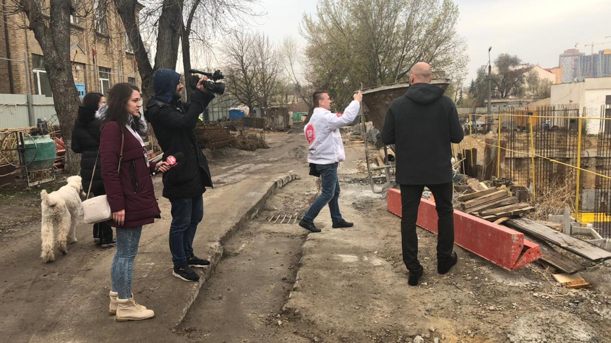 Небезпечний хмарочос: в КМДА запевняють – усе законно, експерти наголошують на порушеннях