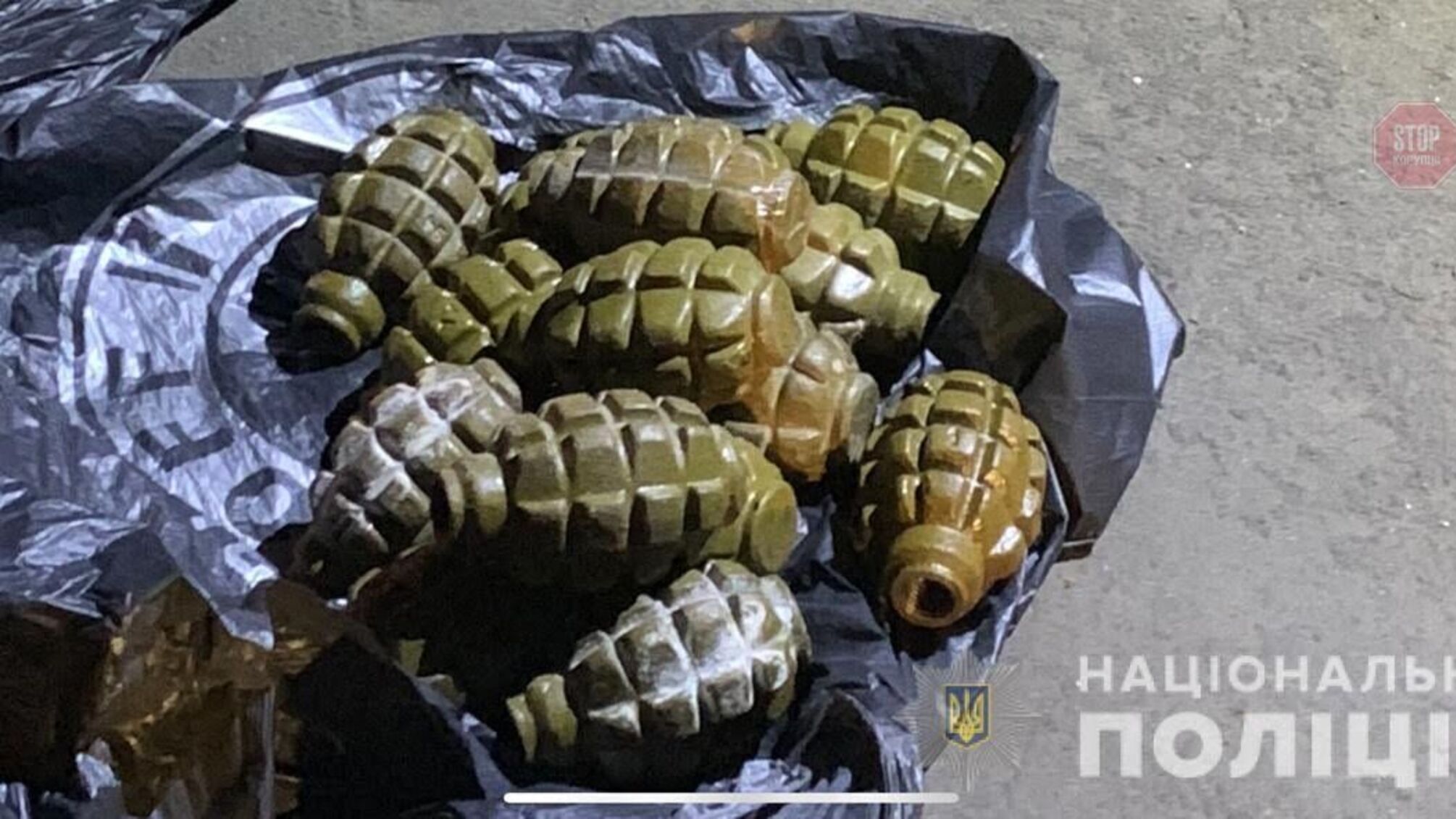 В Одесі двоє військовослужбовців торгували гранатами (ФОТО, ВІДЕО)