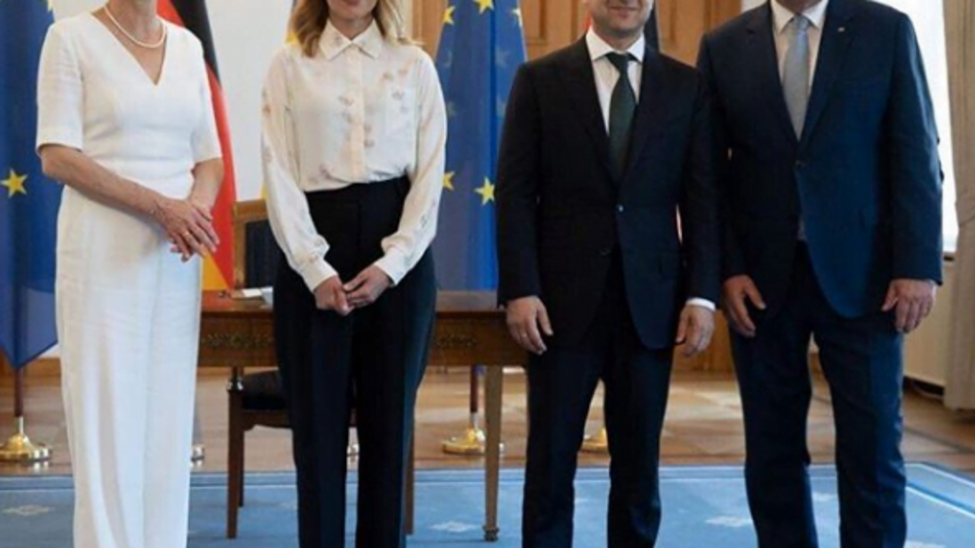 Олена Зеленська вразила зовнішнім виглядом в Німеччині: фото викликало ажіотаж, багато невдоволених