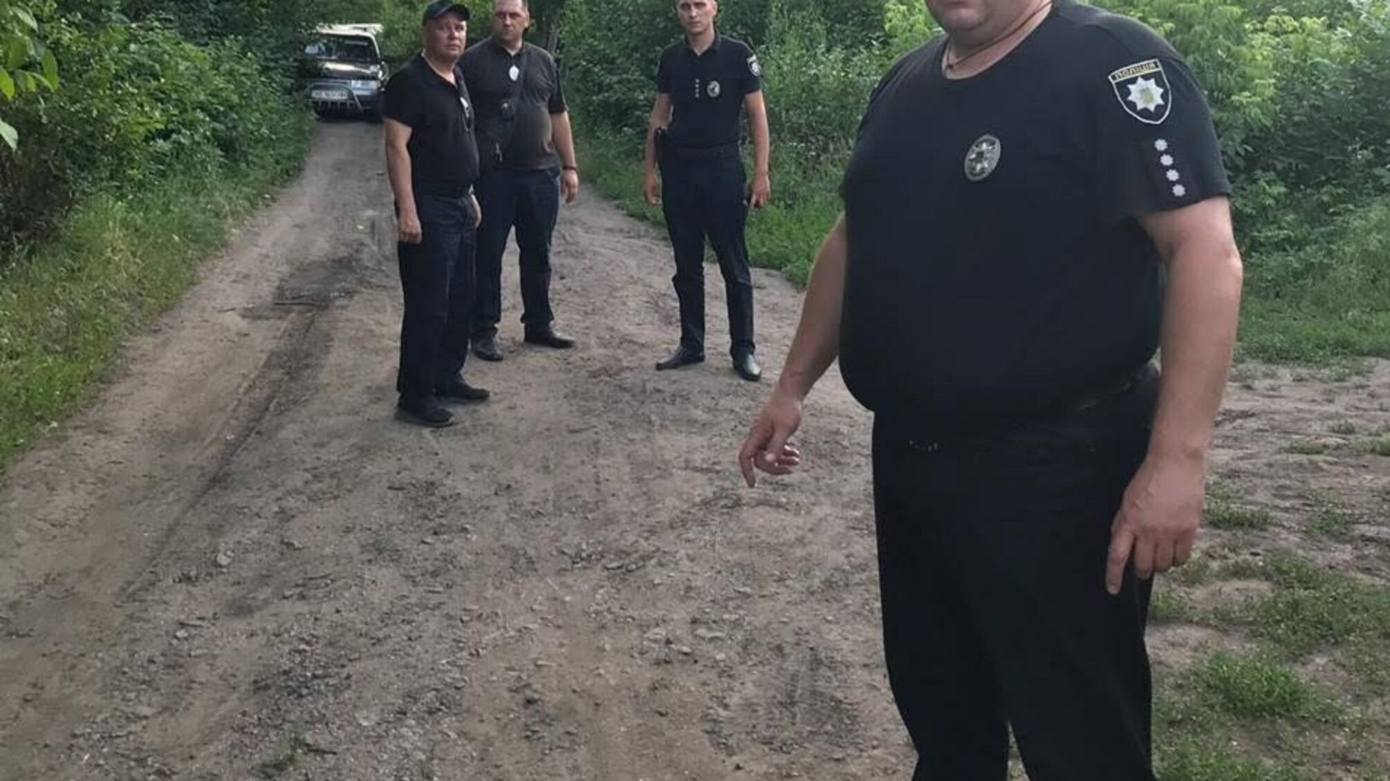 На Дніпропетровщині у траві поблизу водойми знайшли зниклого 4-річного хлопчика (ФОТО)