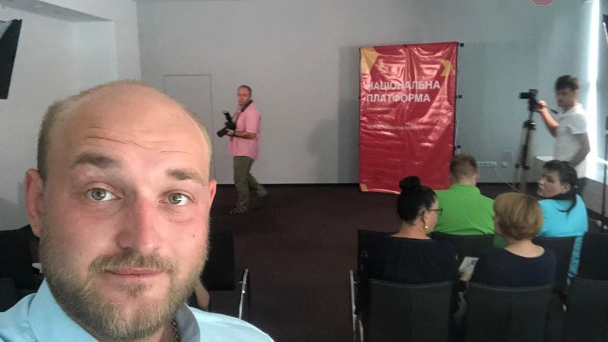 Разом за зміни в країні: активісти 'Стоп корупції' приєднались до презентації 'Національної платформи' у Запоріжжі