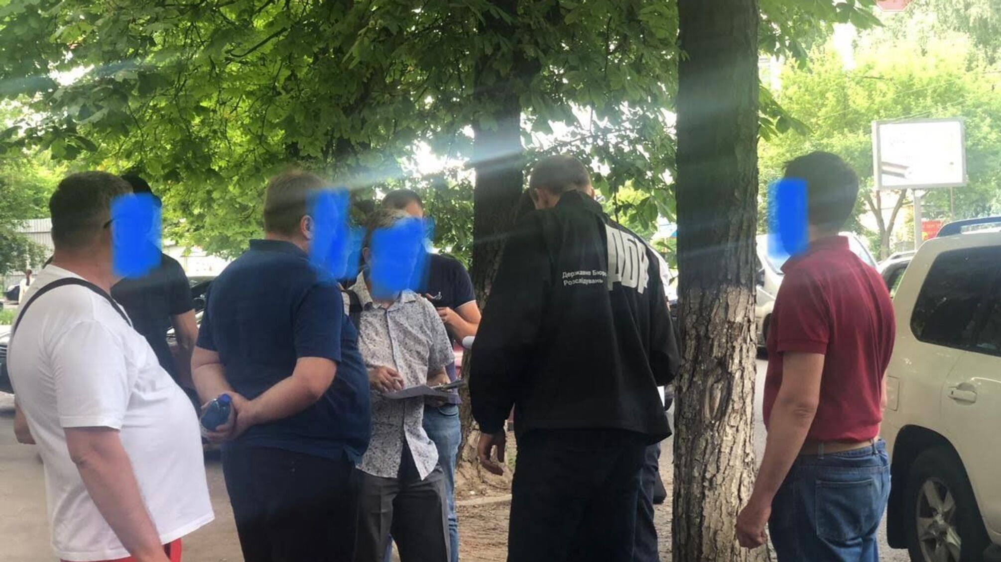 На хабарі у 100 тисяч доларів спіймали керівництво податкової міліції Офісу великих платників податків ДФС