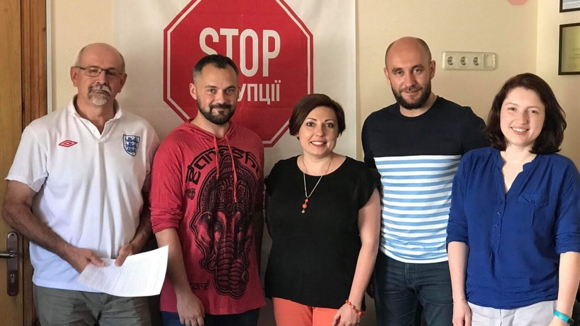 Стоп міфам і мемам: громадські активісти об'єднались проти нових методів маніпуляцій у ЗМІ