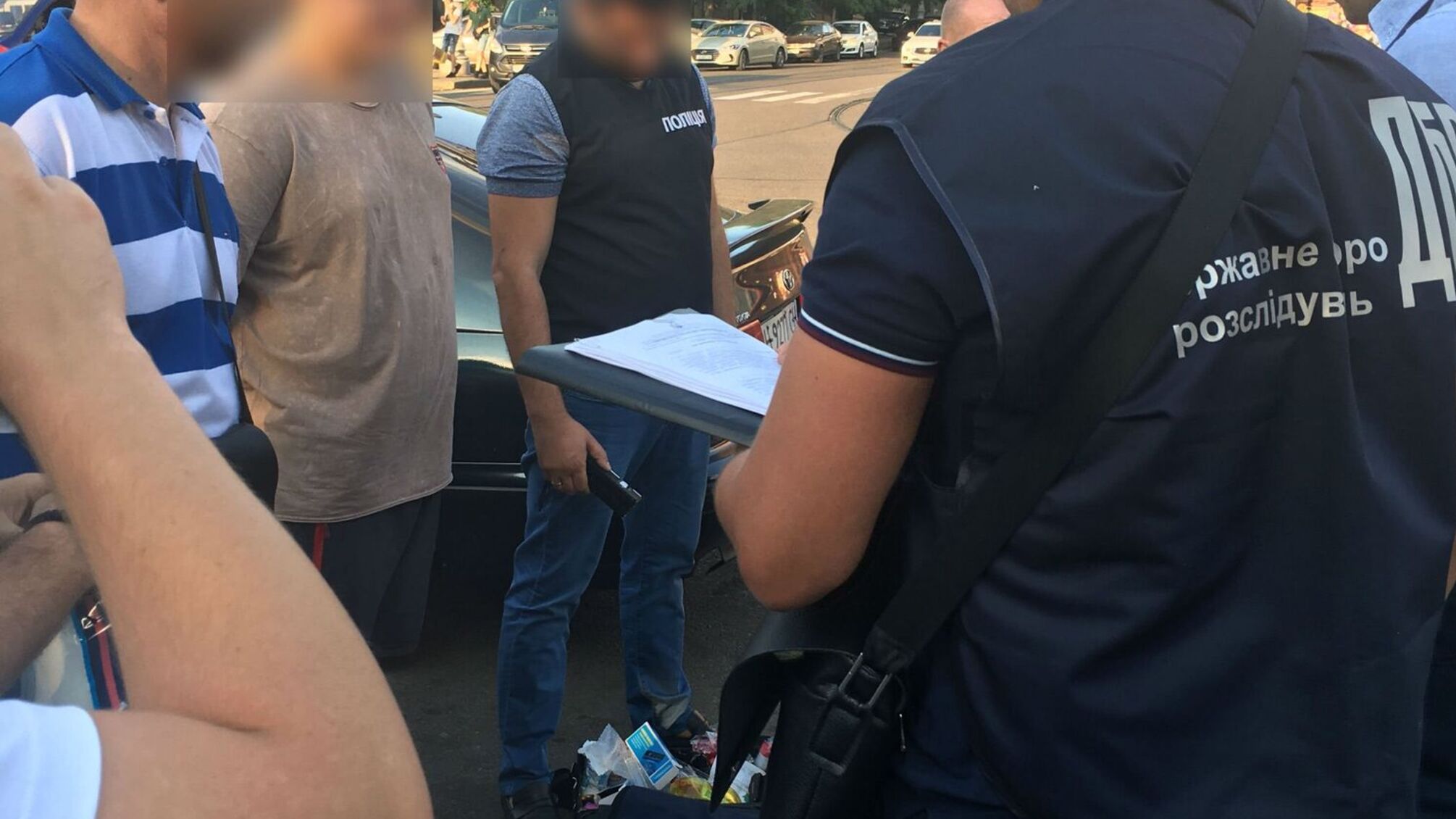 На Одещині керівника райвідділу ДВС викрили на доларовому хабарі (ФОТО)