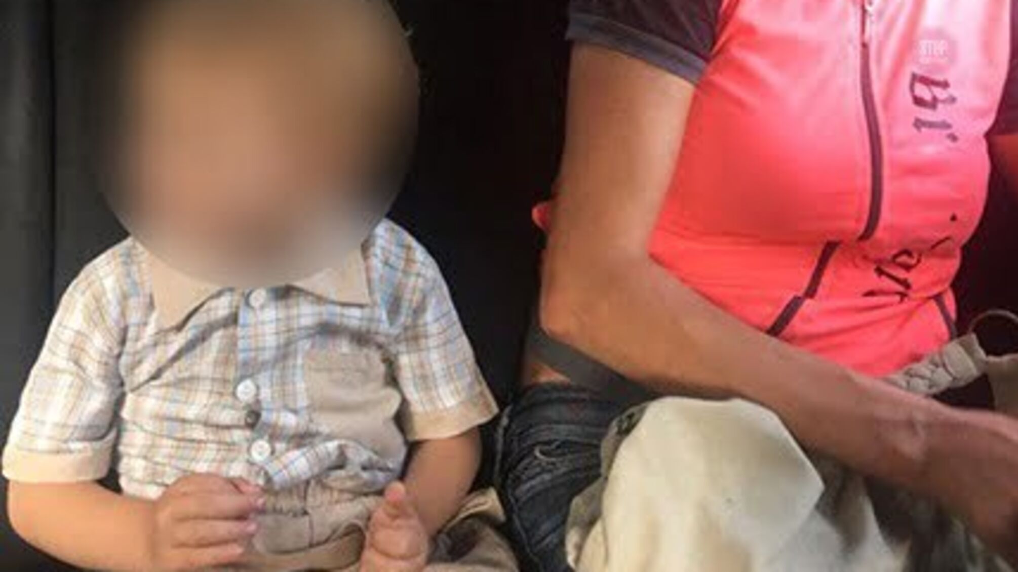 У Дніпрі гуляла дворічна дитина зі зброєю (ФОТО)