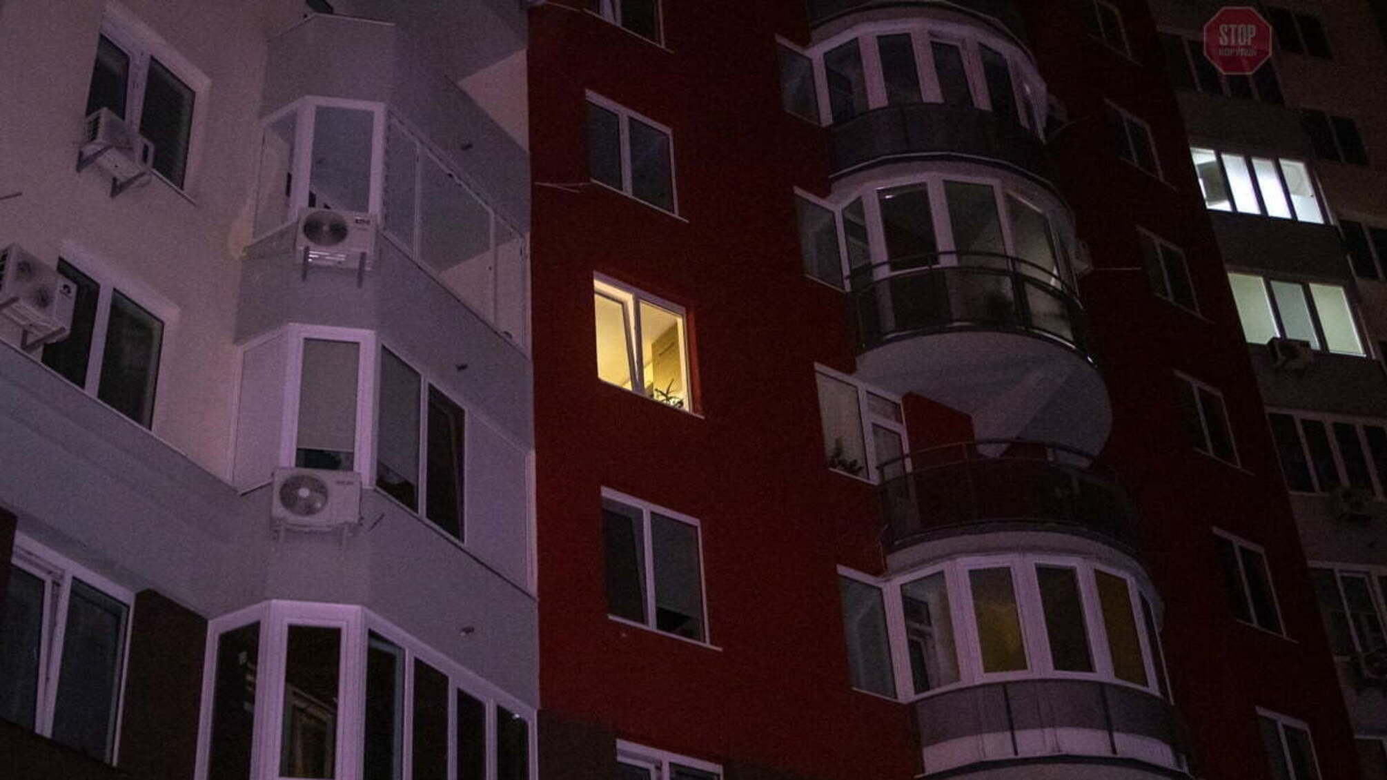 На столичних Теремках знайшли мертвою 18-річну дівчину