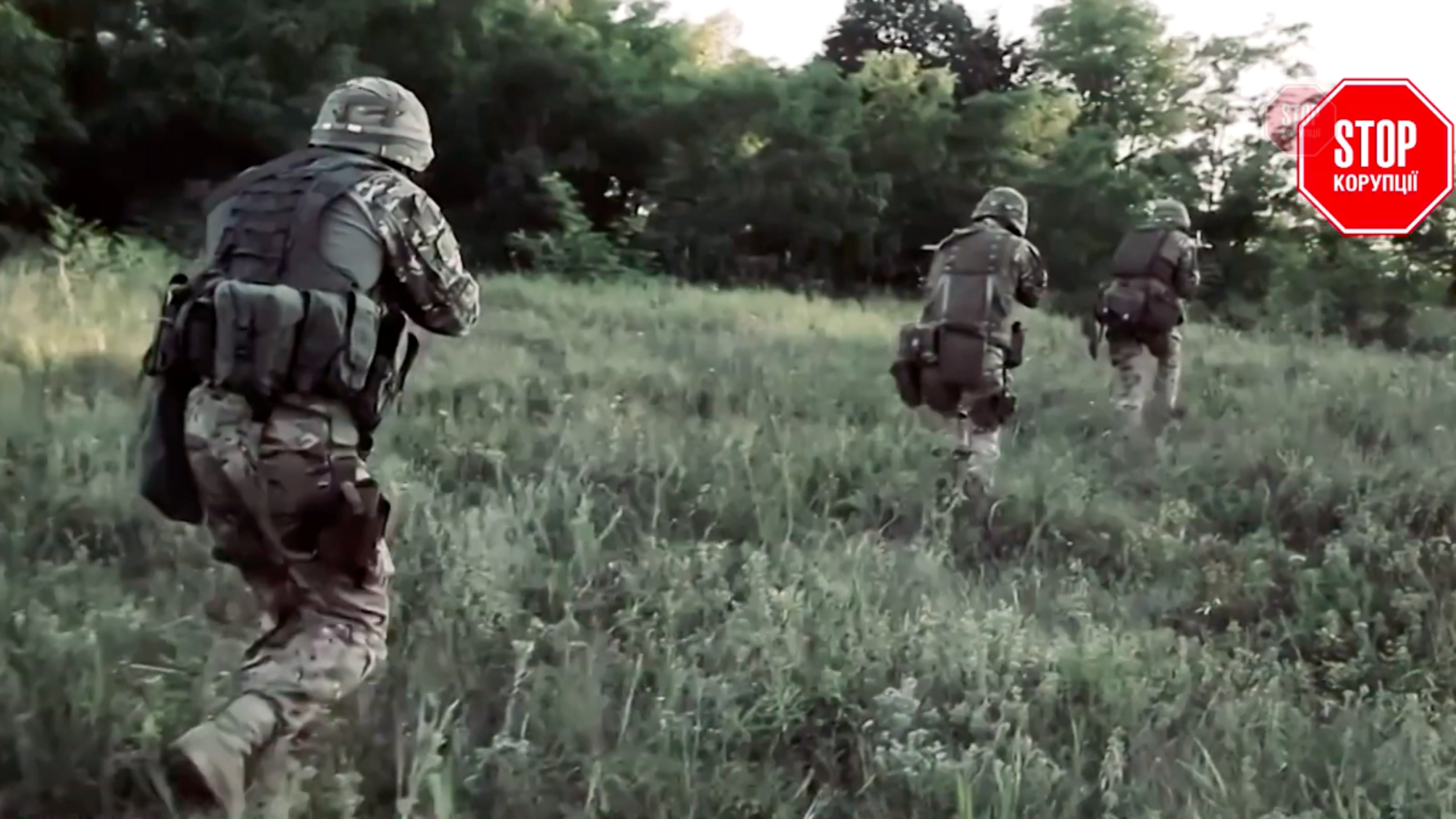 Гарматне м'ясо: як фатальна закупка ЗСУ турецьких радіостанцій може призвести до поразки у війні