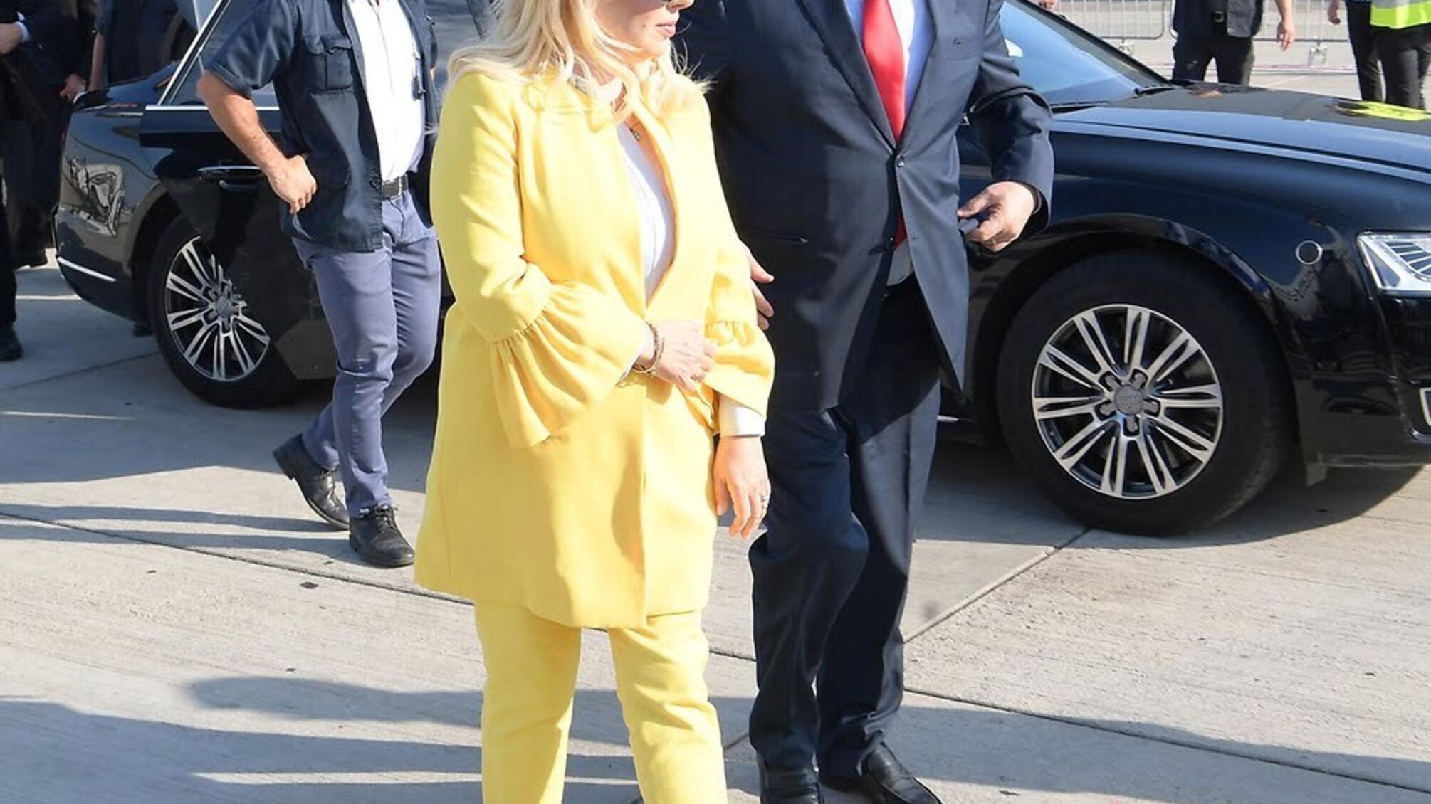 ЗМІ: Дружина Нетаньяху осквернила українську традицію і влаштувала скандал: відео