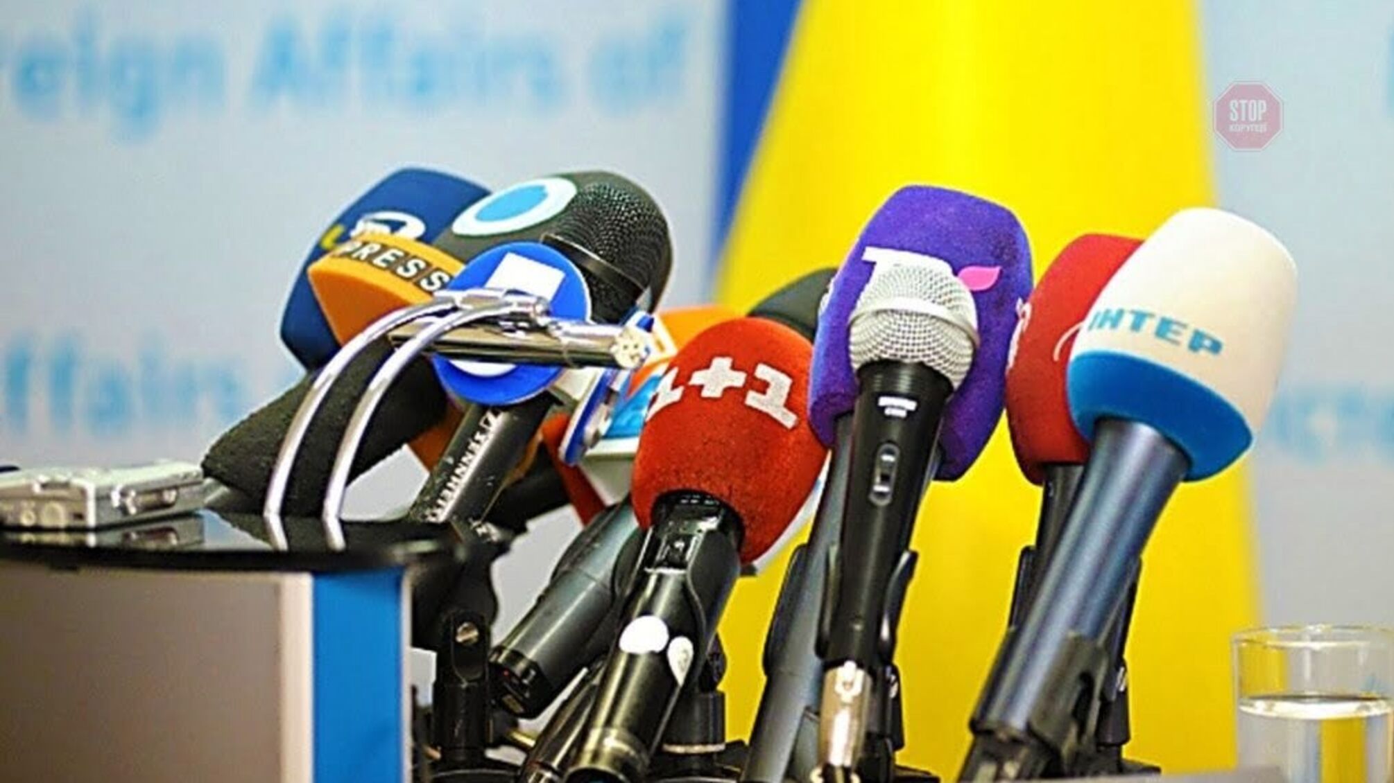 У Зеленського готують ''чистки'' ЗМІ в Україні: відомо, які канали можуть зникнути