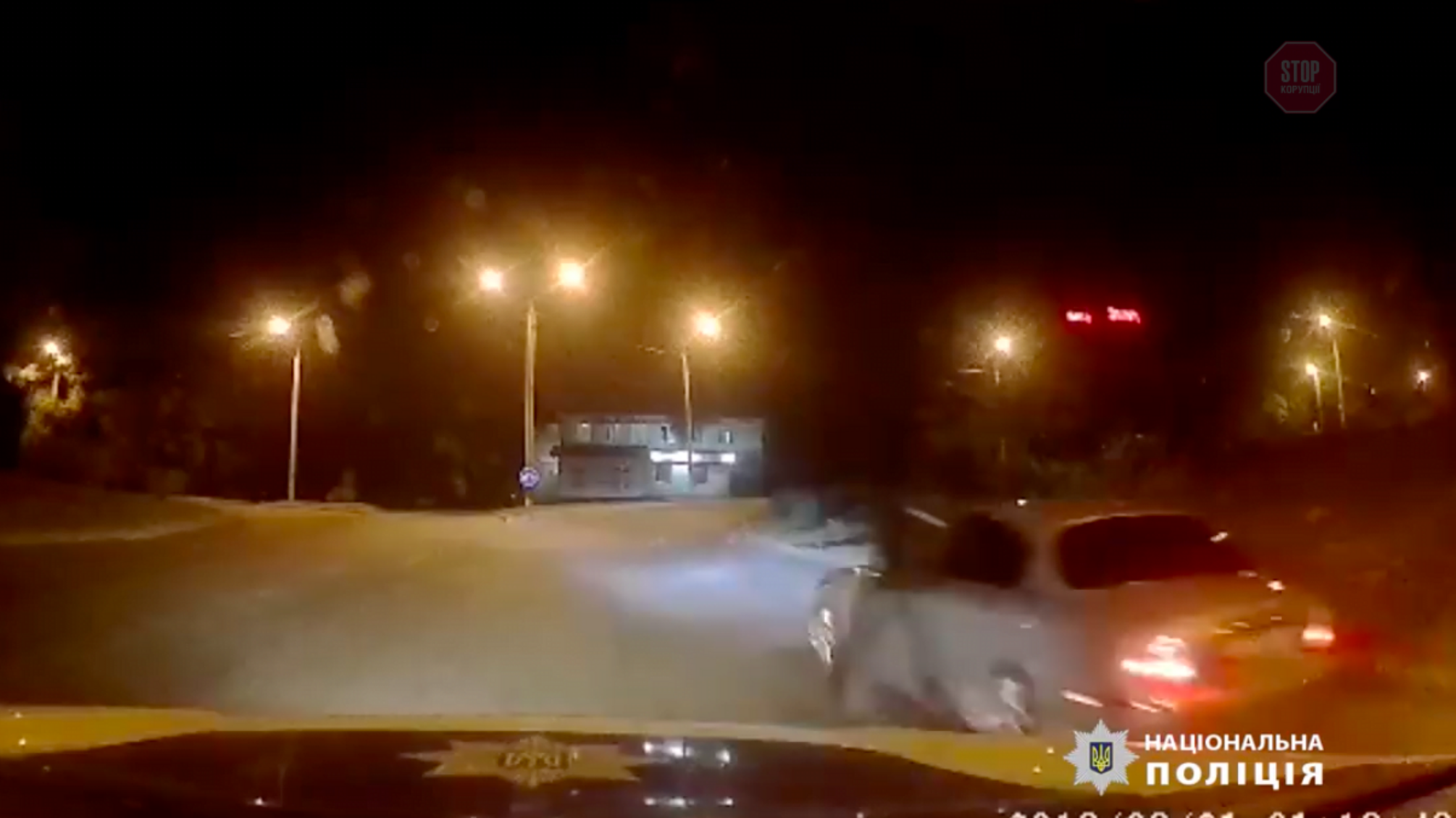 У Дніпрі водієві елітного авто загрожує в’язниця через насильство над патрульним поліцейським (відео)
