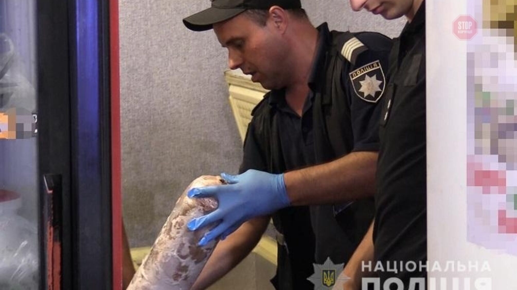 У Києві студенти масово отруїлися шаурмою (фото)