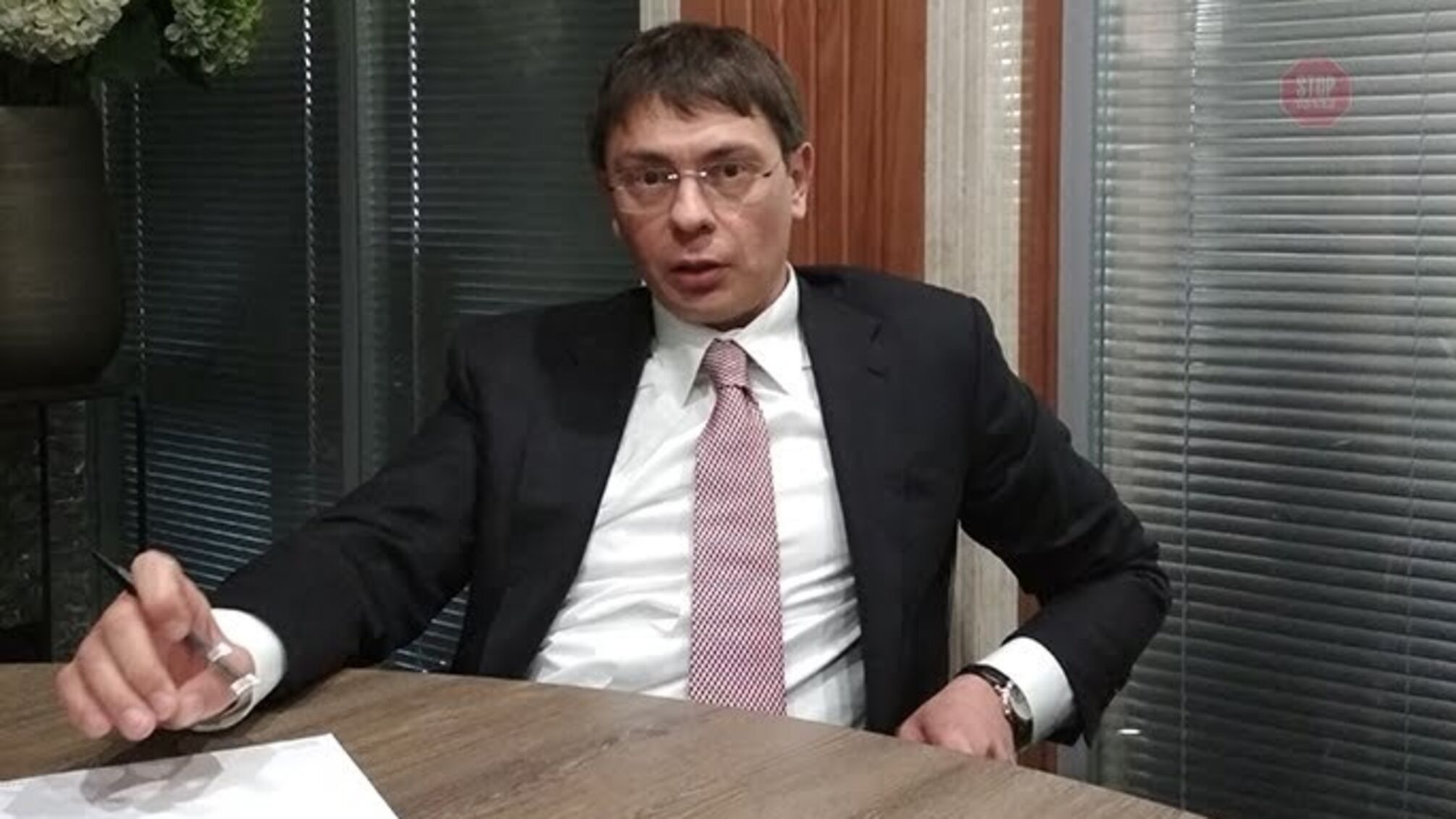 'З НАБУ не співпрацюємо, йдемо до суду', – адвокат Дмитра Крючкова
