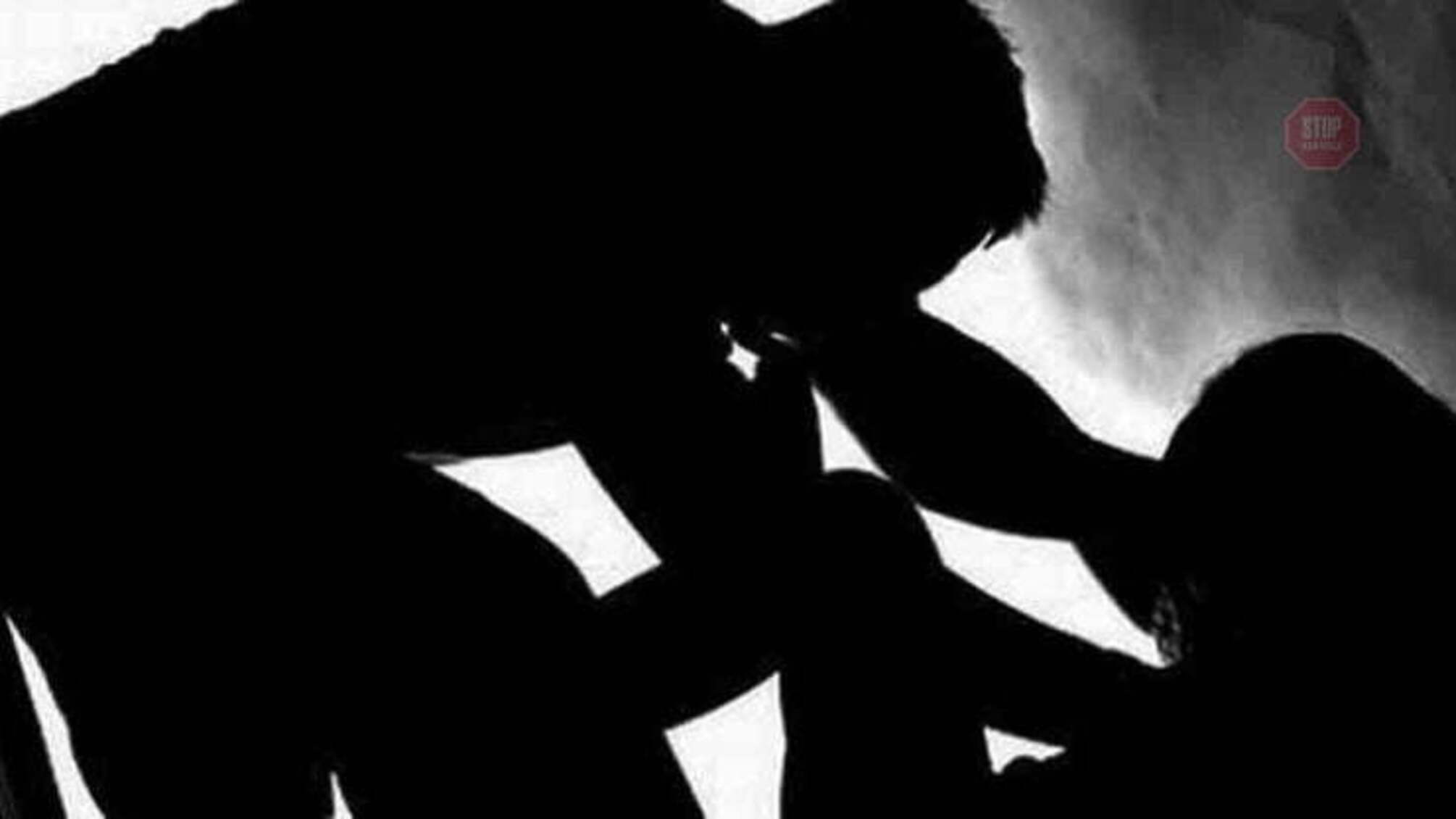 На Дніпропетровщині п'яний чоловік задушив свою вагітну дружину