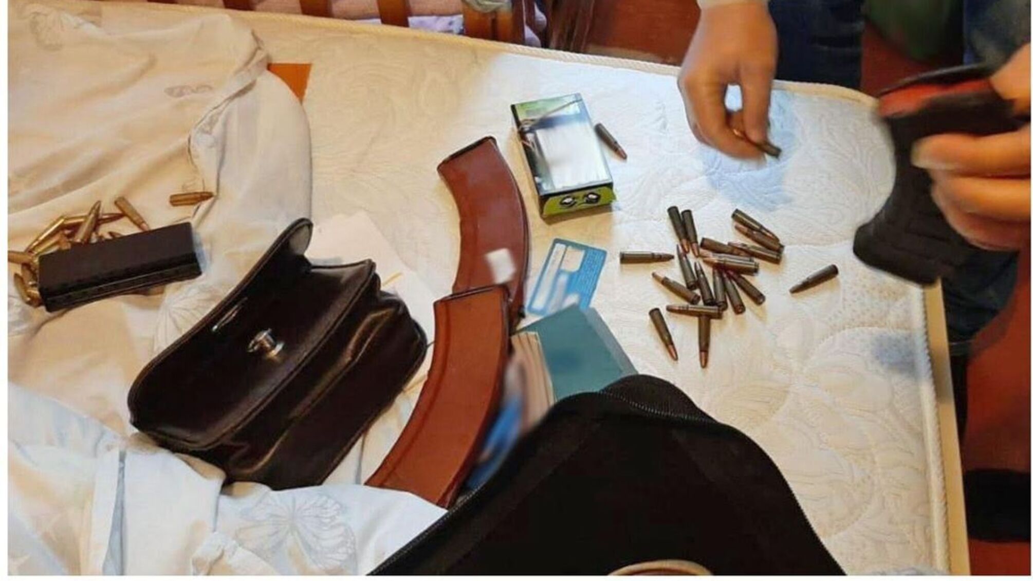 У “справі Пашинського” про вбивство 23-річного хлопця на Житомирщині знайшли арсенал зброї (фото)