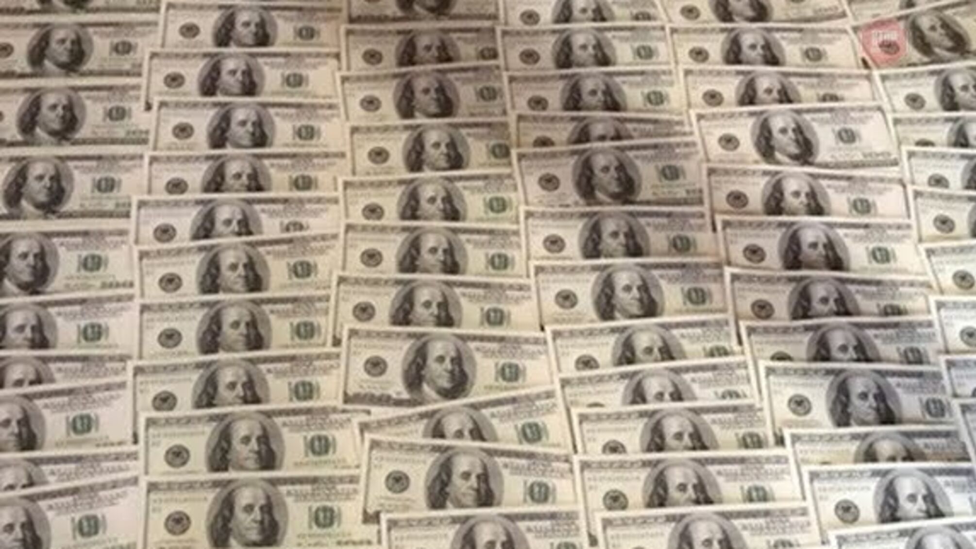 Вимагав від забудовника 25 тисяч доларів США та нерухомість: у Тернополі затримали рекетира (фото)