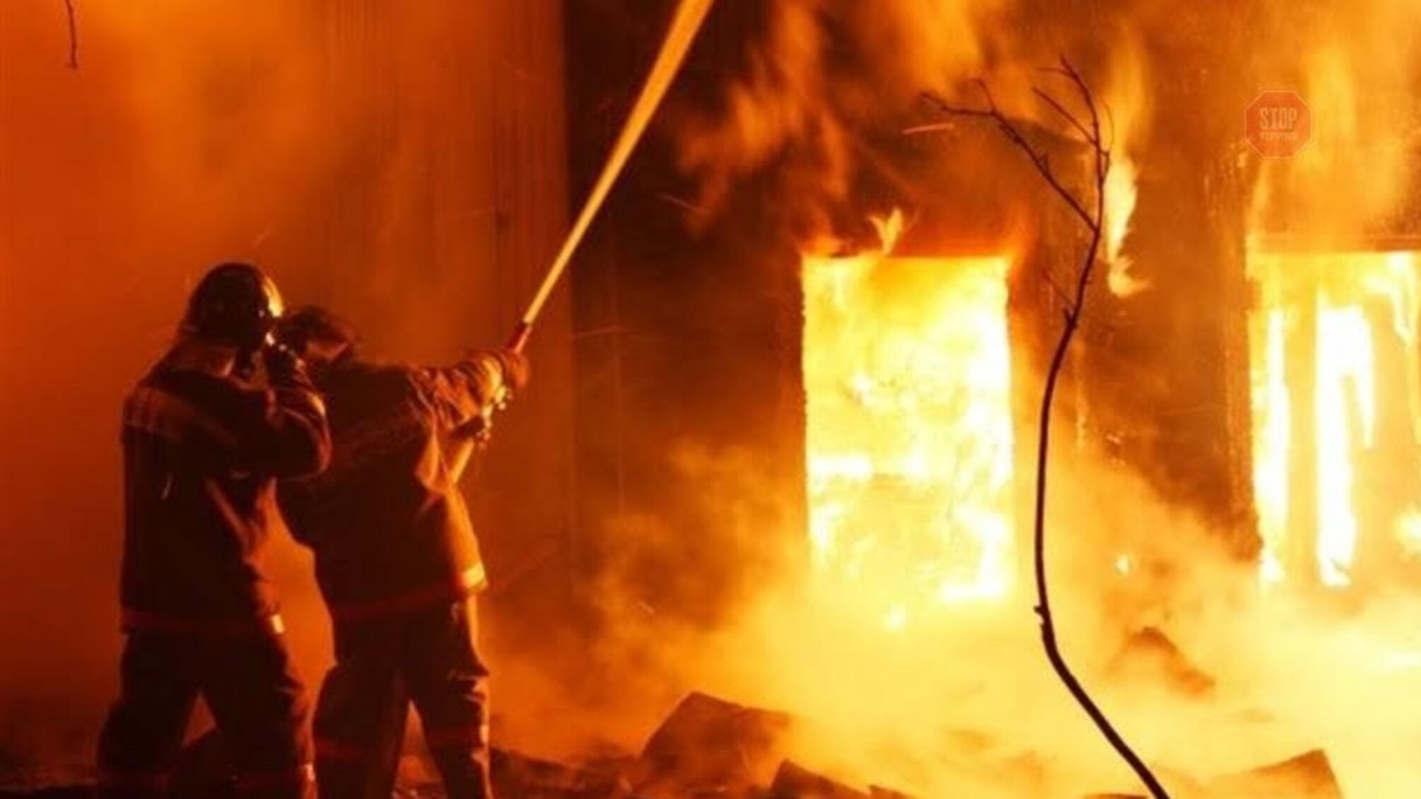 Пожежа у Києві: у Шевченківському районі горіла багатоповерхівка