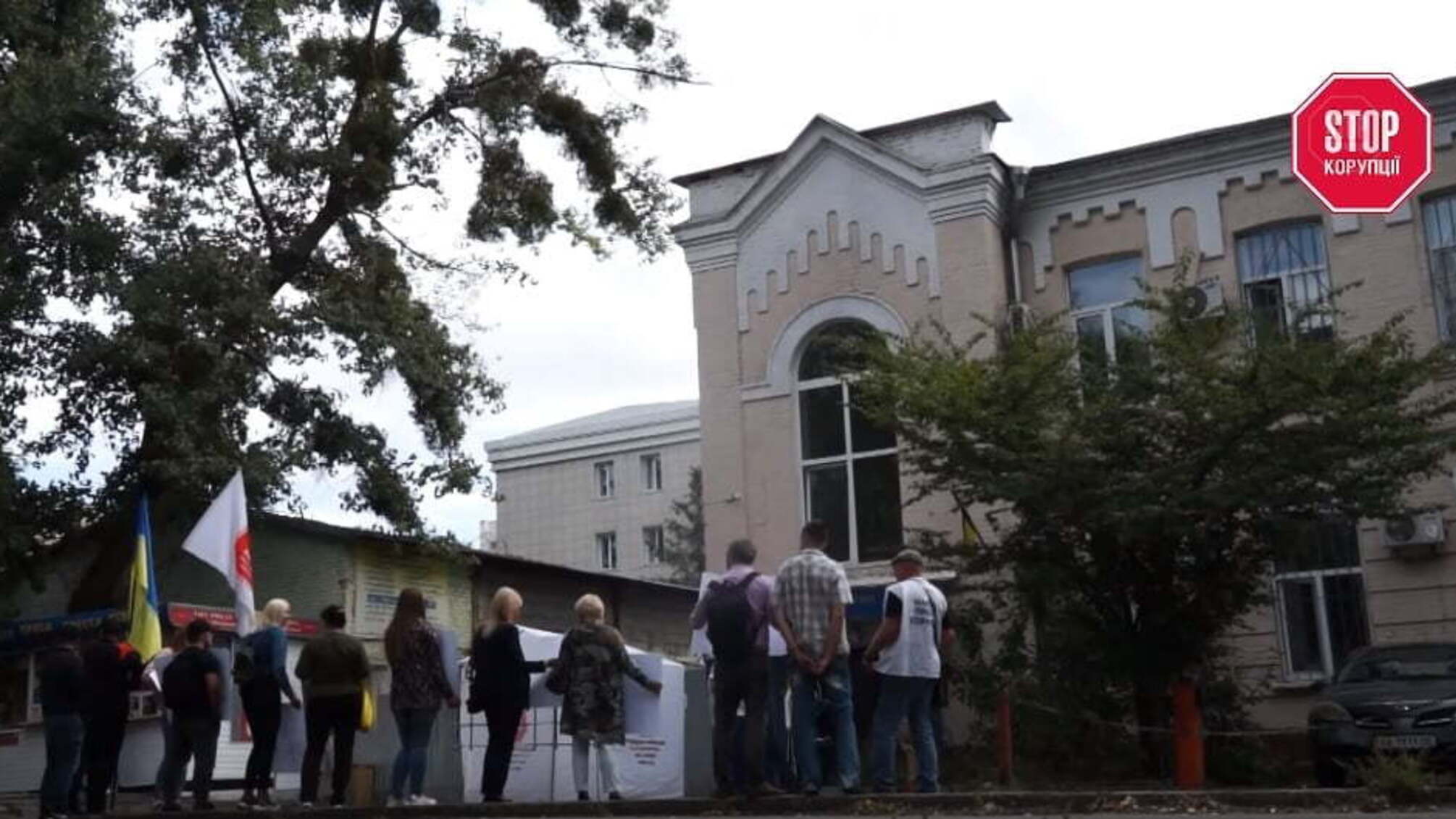 Тест на корупцію: активісти вимагають справедливого правосуддя у справі про фальсифікацію ЗНО