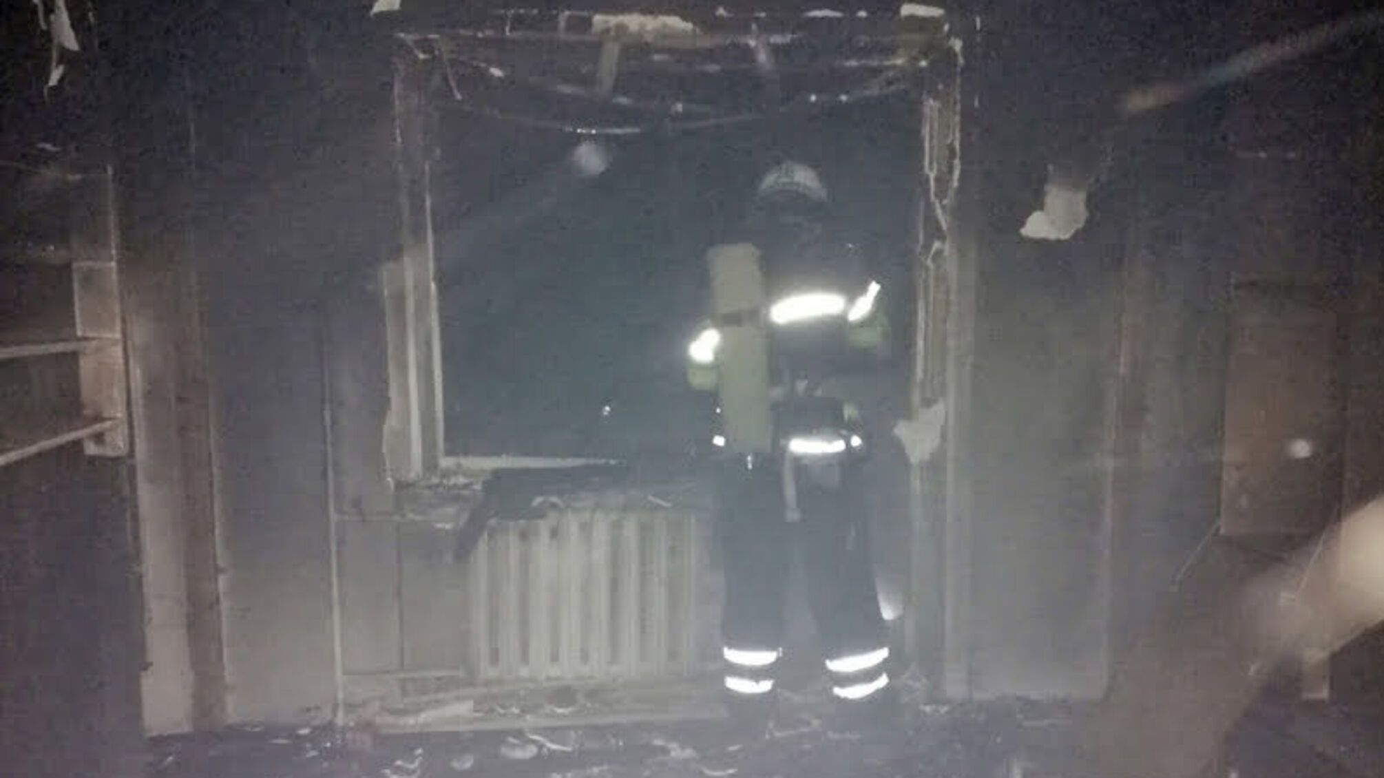 Дніпропетровська область: співробітники Служби порятунку врятували на пожежі жінку